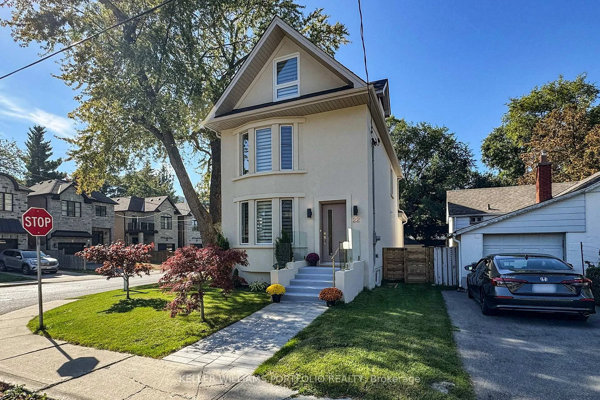 Front of 22 Pitt Avenue