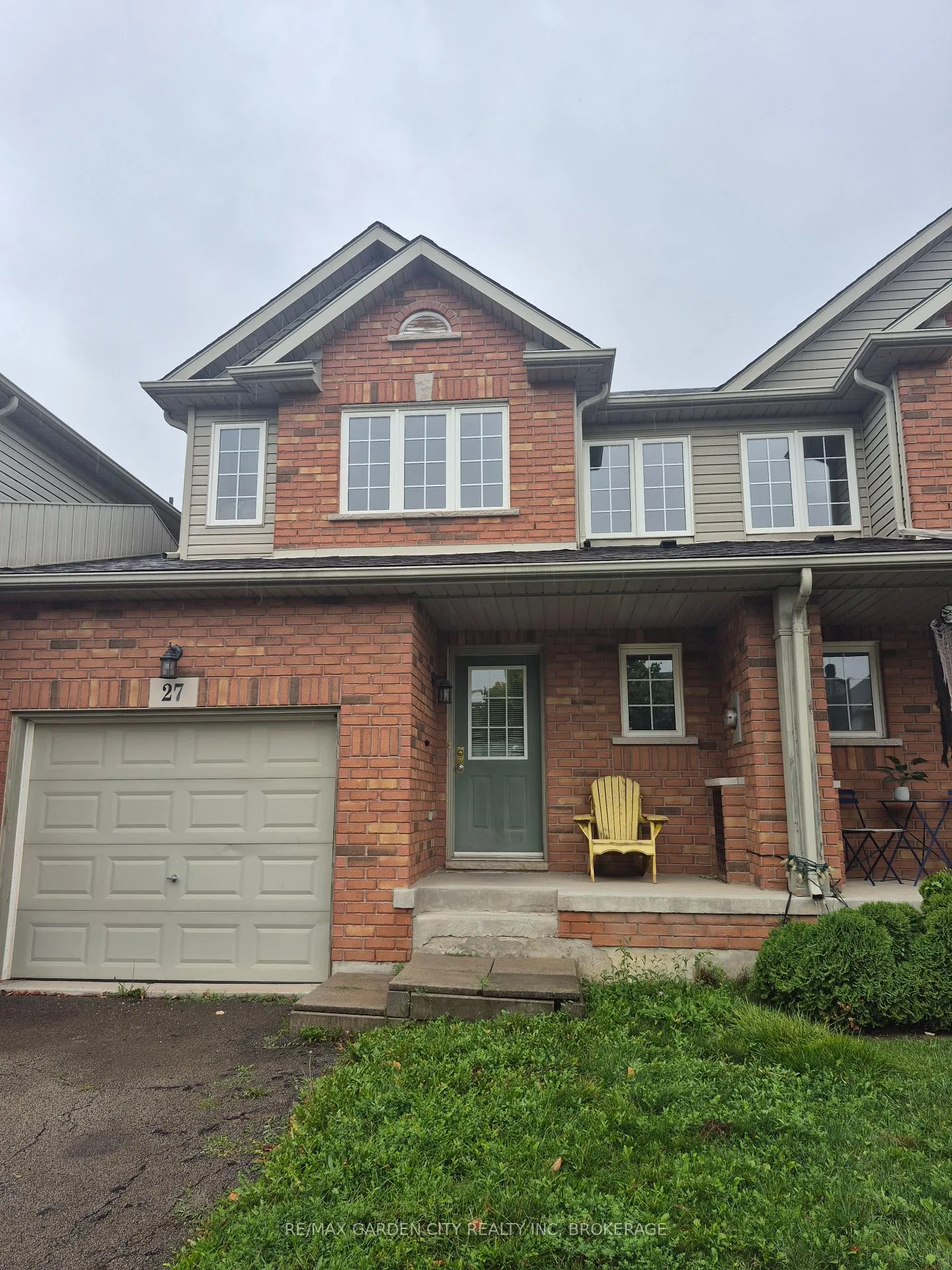 Photo 1 of 27 Natalie Court, Thorold, Confederation Heights — HOMEH