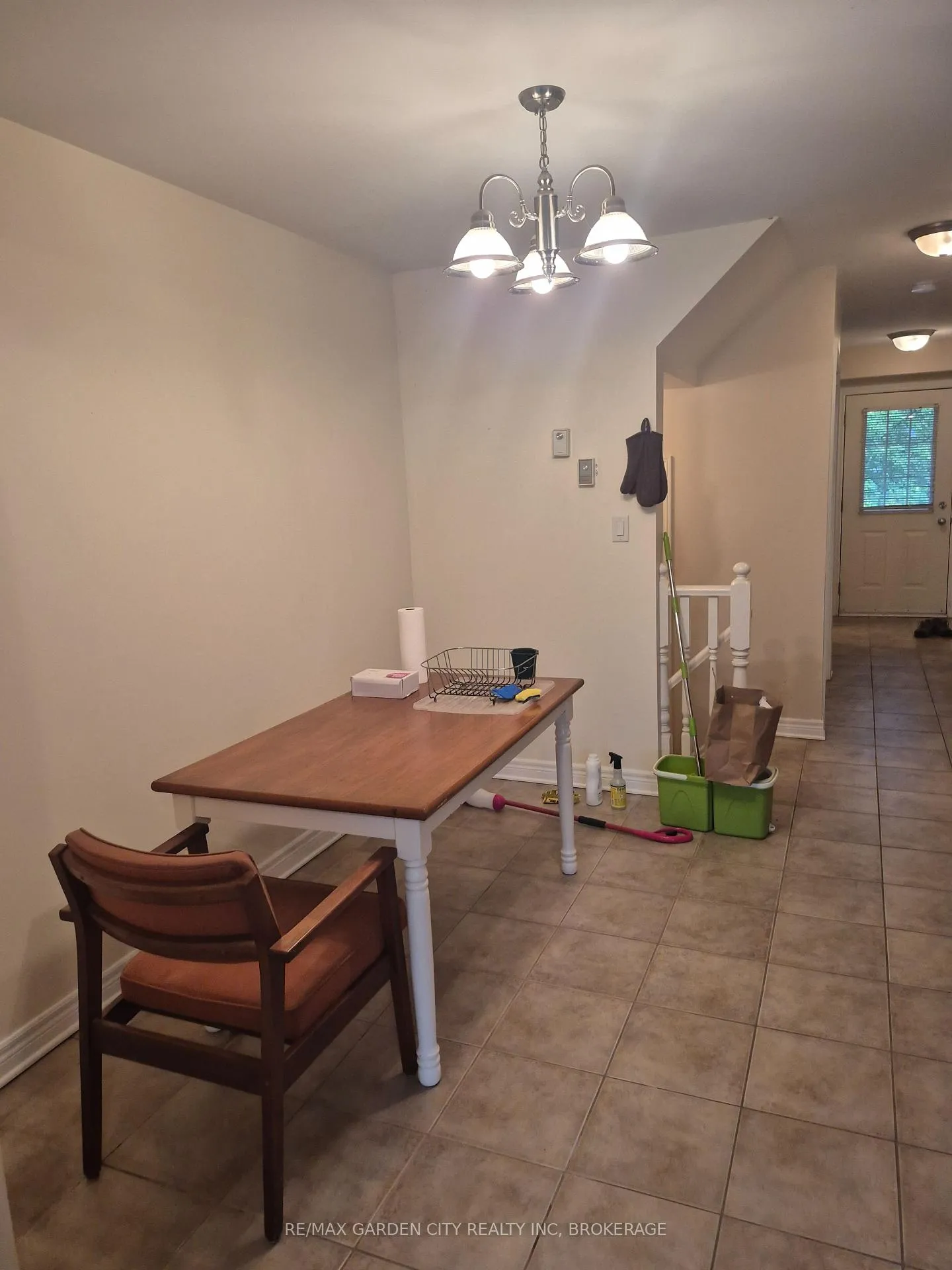 Photo 15 of 27 Natalie Court, Thorold, Confederation Heights — HOMEH