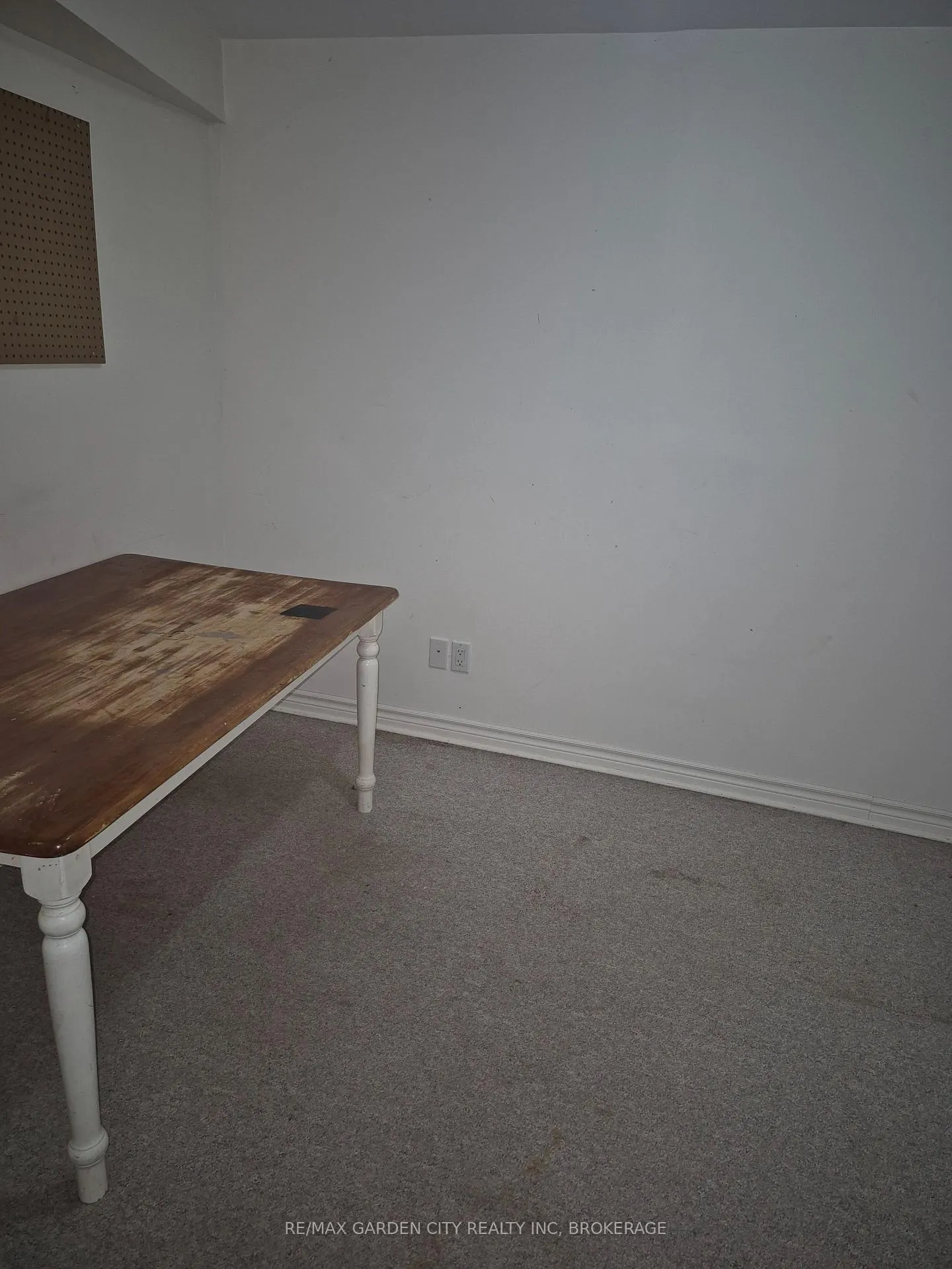 Photo 20 of 27 Natalie Court, Thorold, Confederation Heights — HOMEH