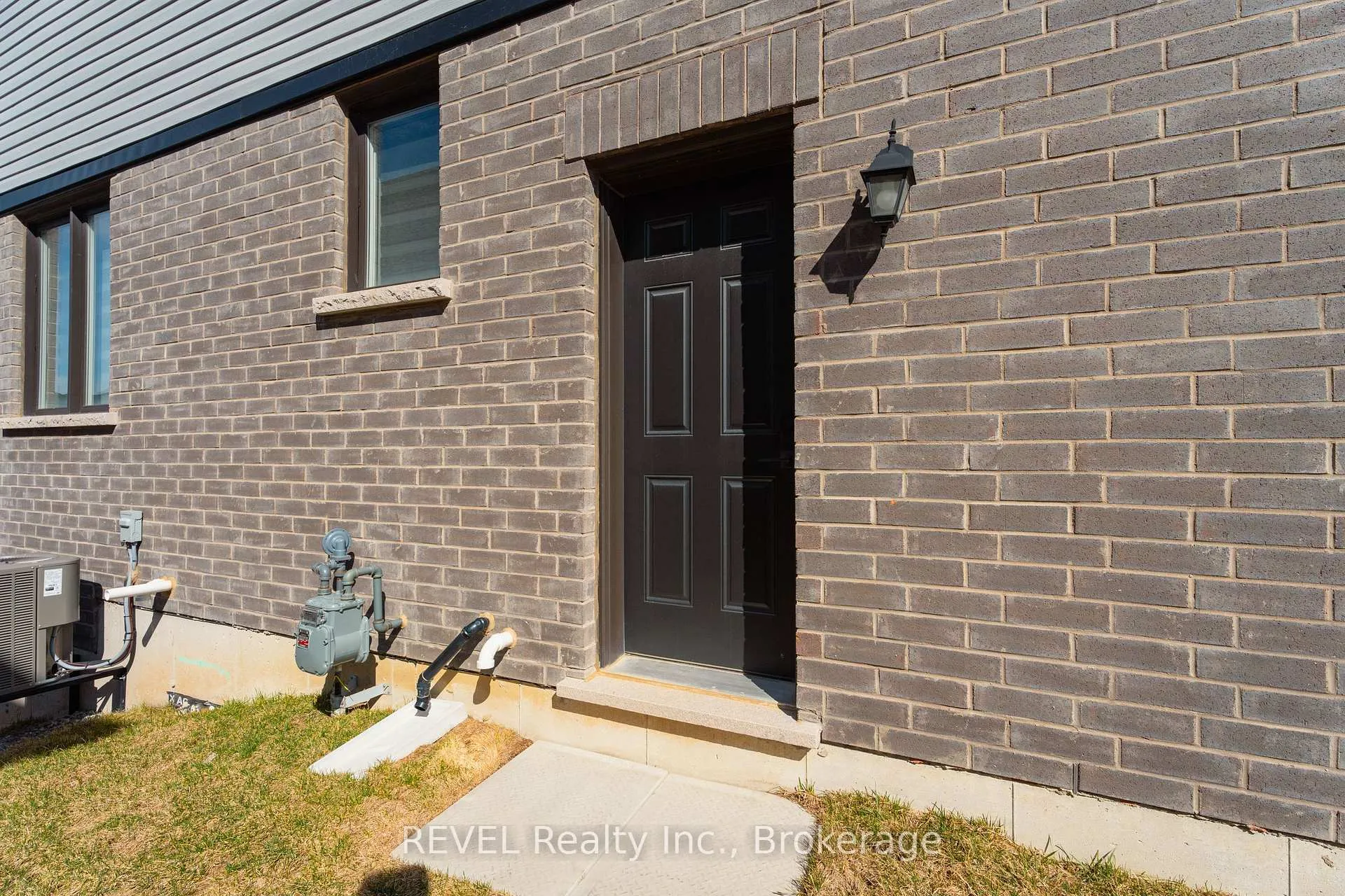 Photo 35 of 80 Explorer Way, Thorold, Rolling Meadows — HOMEH