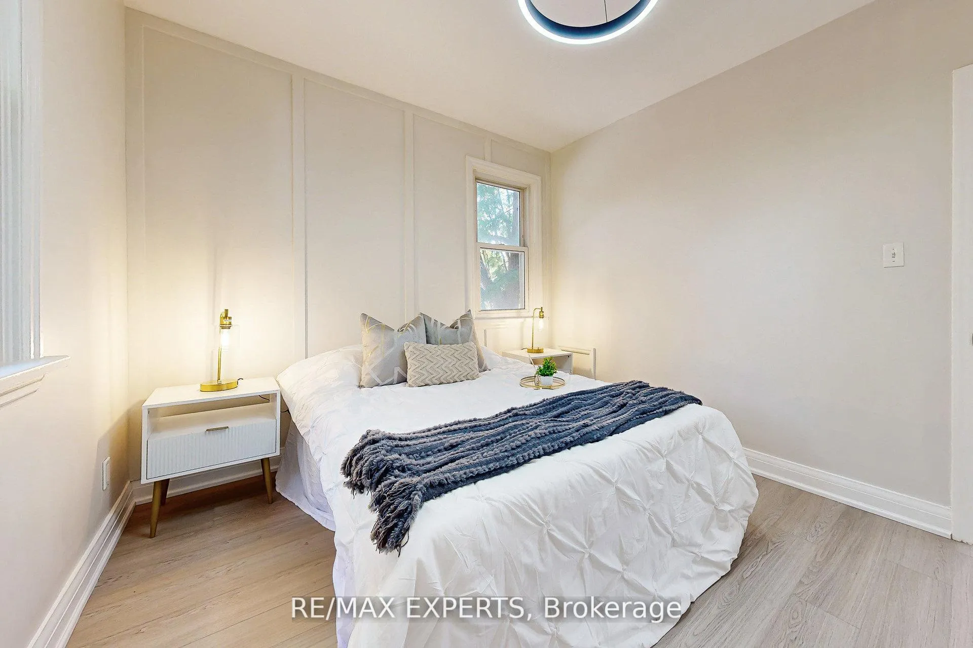 Photo 12 of 261 Helmer Avenue, Newmarket, Central Newmarket — HOMEH
