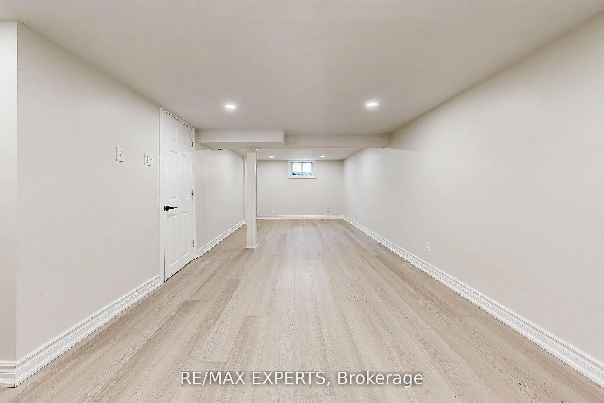 Photo 14 of 261 Helmer Avenue, Newmarket, Central Newmarket — HOMEH