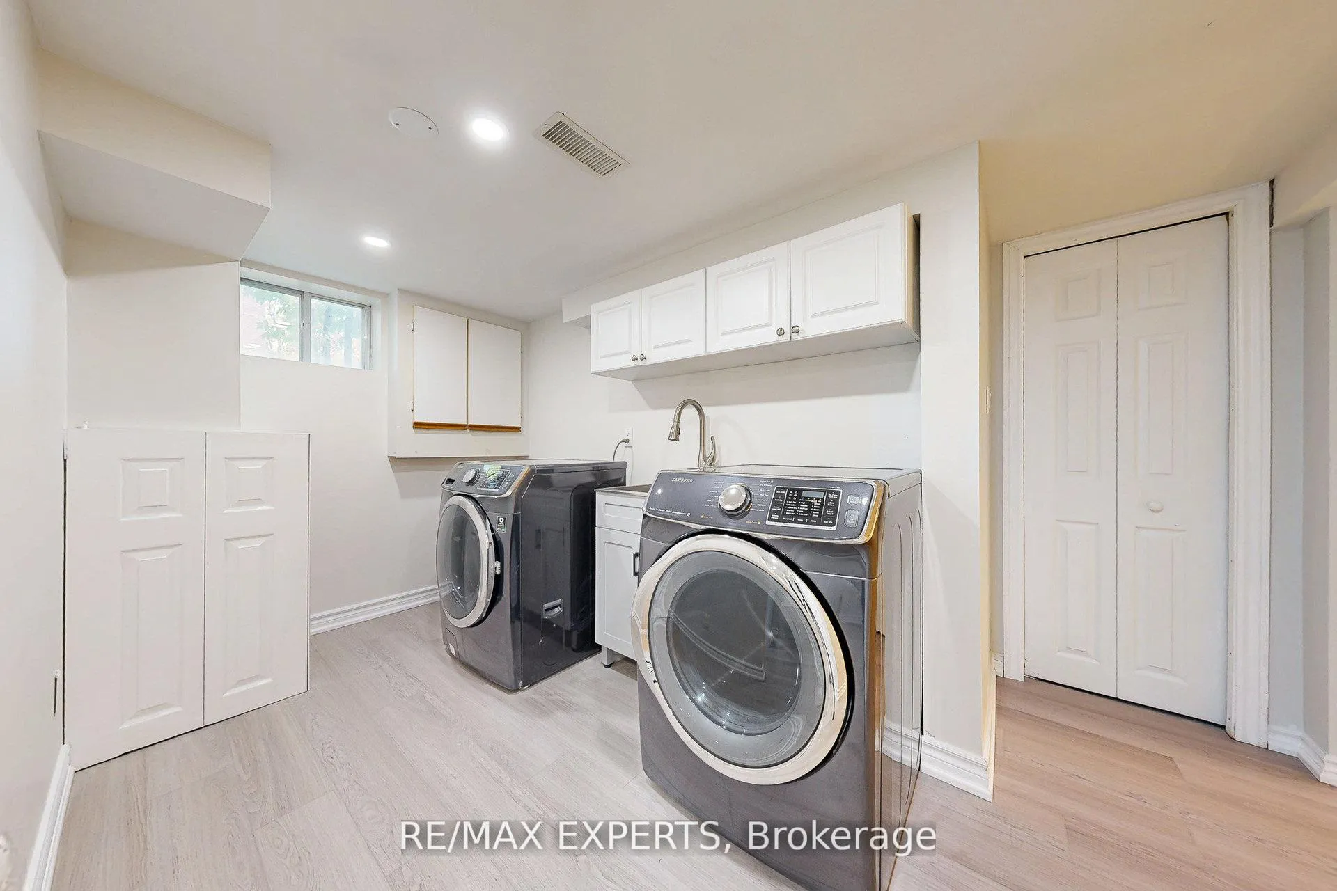Photo 20 of 261 Helmer Avenue, Newmarket, Central Newmarket — HOMEH