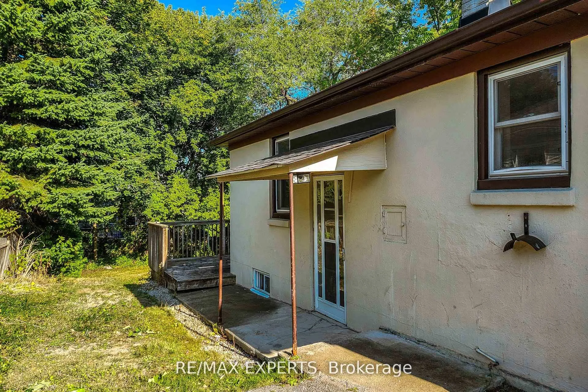 Photo 21 of 261 Helmer Avenue, Newmarket, Central Newmarket — HOMEH