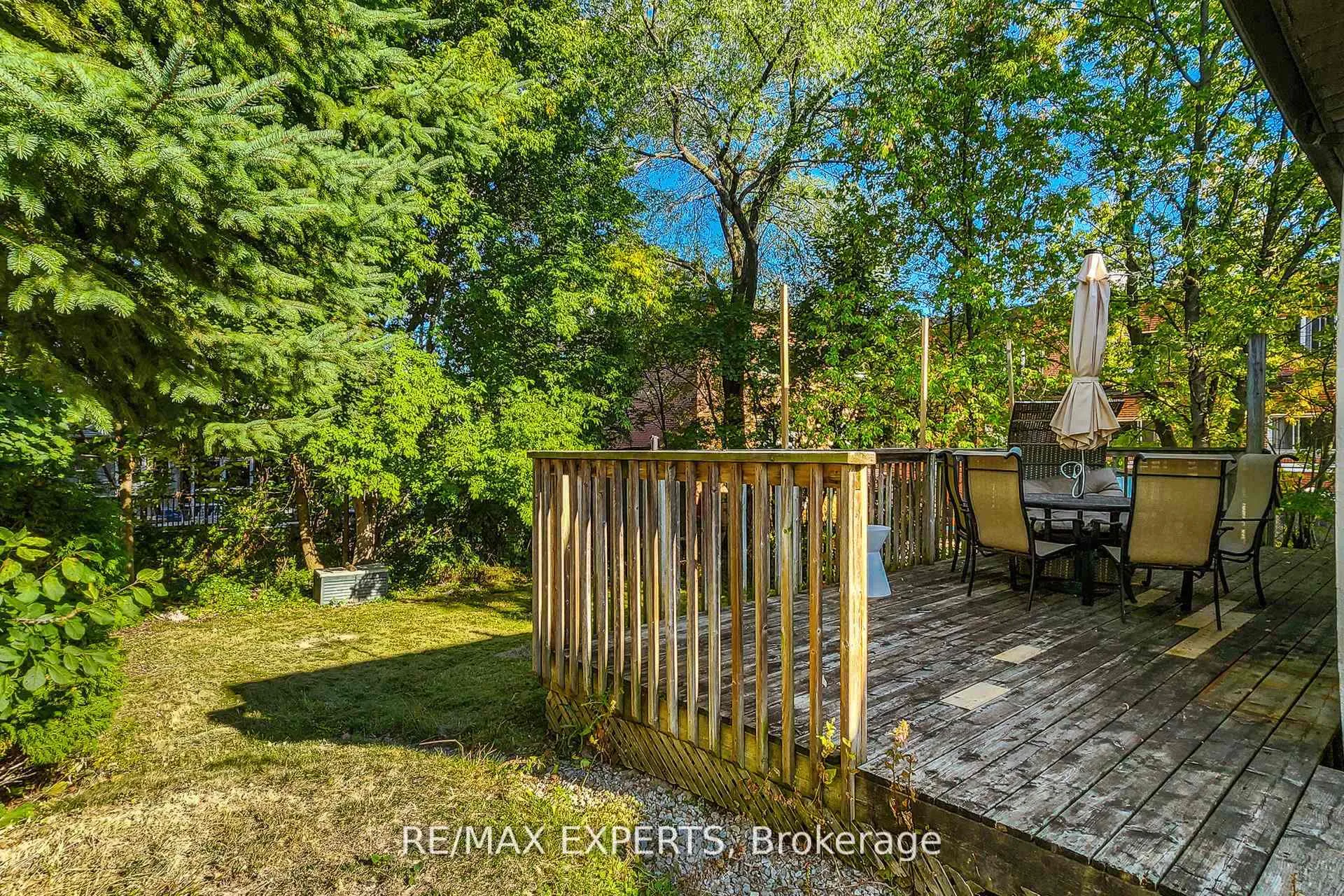 Photo 22 of 261 Helmer Avenue, Newmarket, Central Newmarket — HOMEH