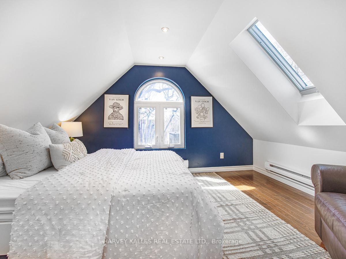 Photo 12 of 137 Pinewood Avenue, Toronto, Humewood-Cedarvale — HOMEH