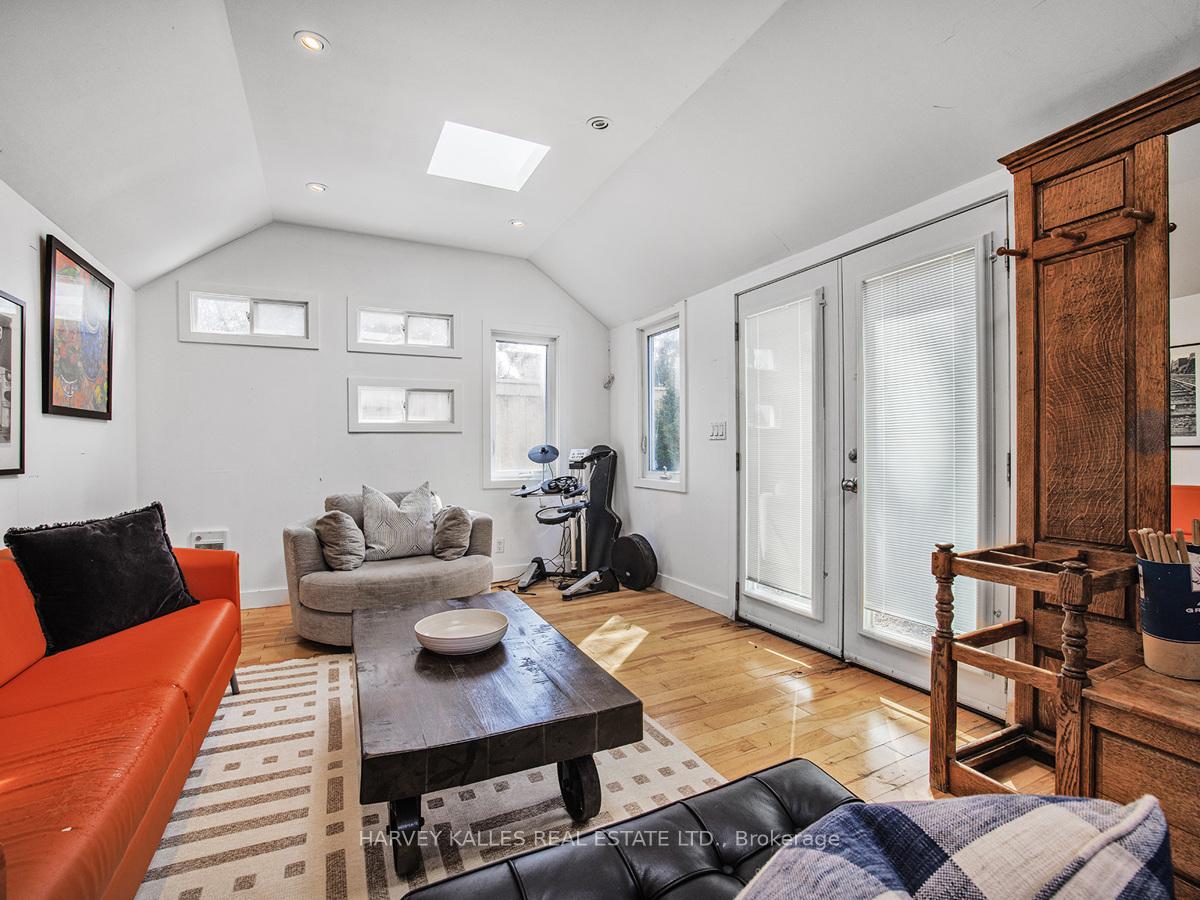 Photo 20 of 137 Pinewood Avenue, Toronto, Humewood-Cedarvale — HOMEH