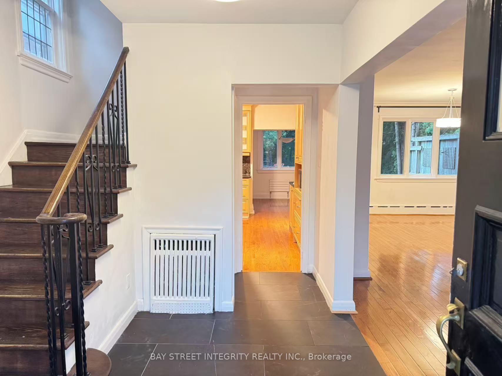 Photo 3 of 326 Warren Road, Toronto, Forest Hill South — HOMEH