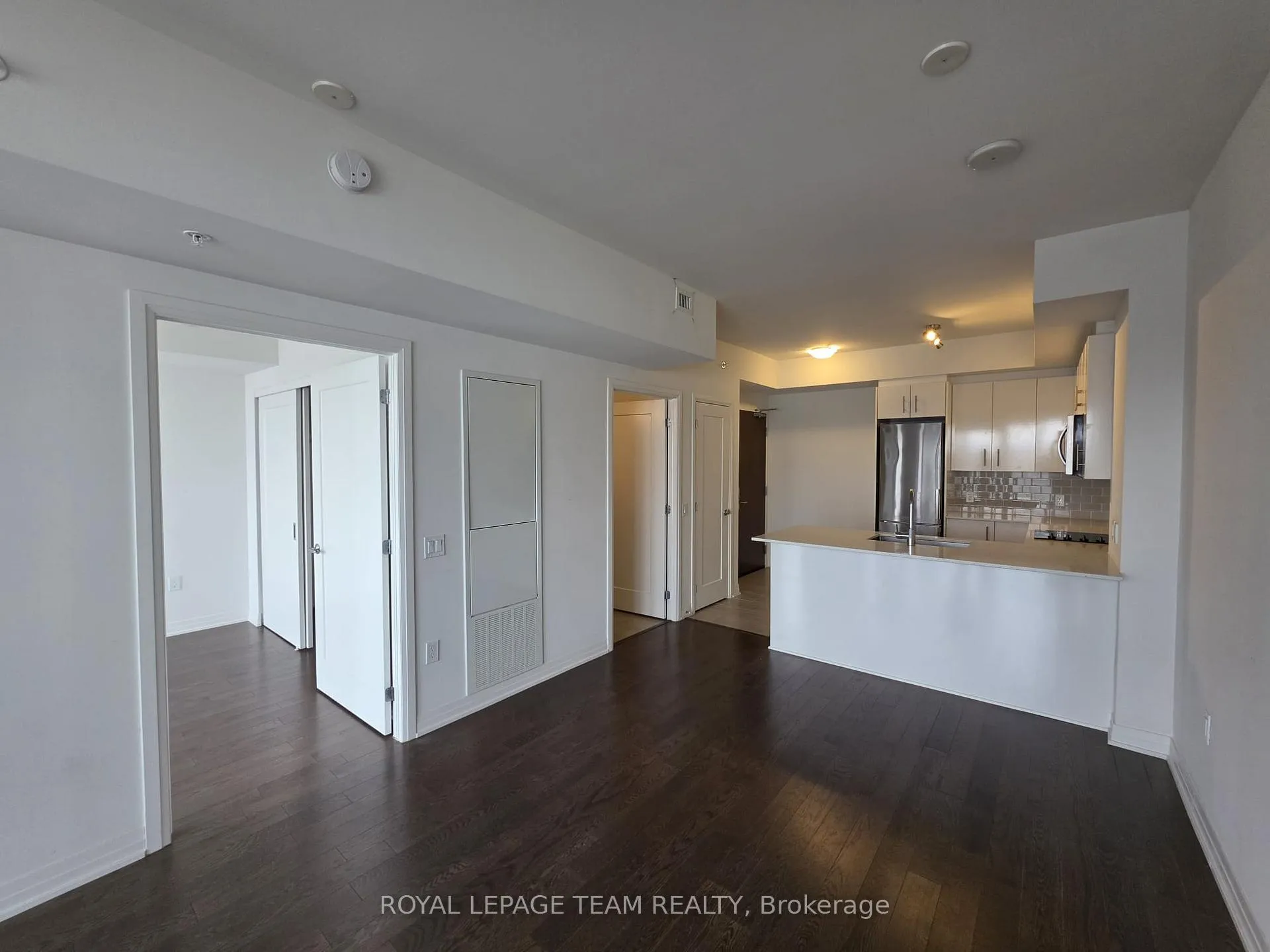 Photo 5 of Unit 905, 805 Carling Avenue, Ottawa, West Centre Town — HOMEH