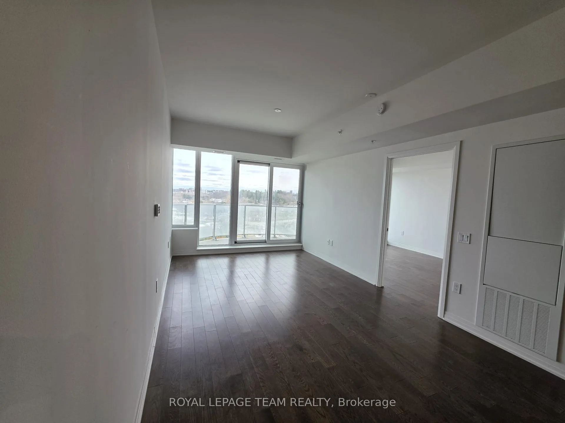 Photo 12 of Unit 905, 805 Carling Avenue, Ottawa, West Centre Town — HOMEH