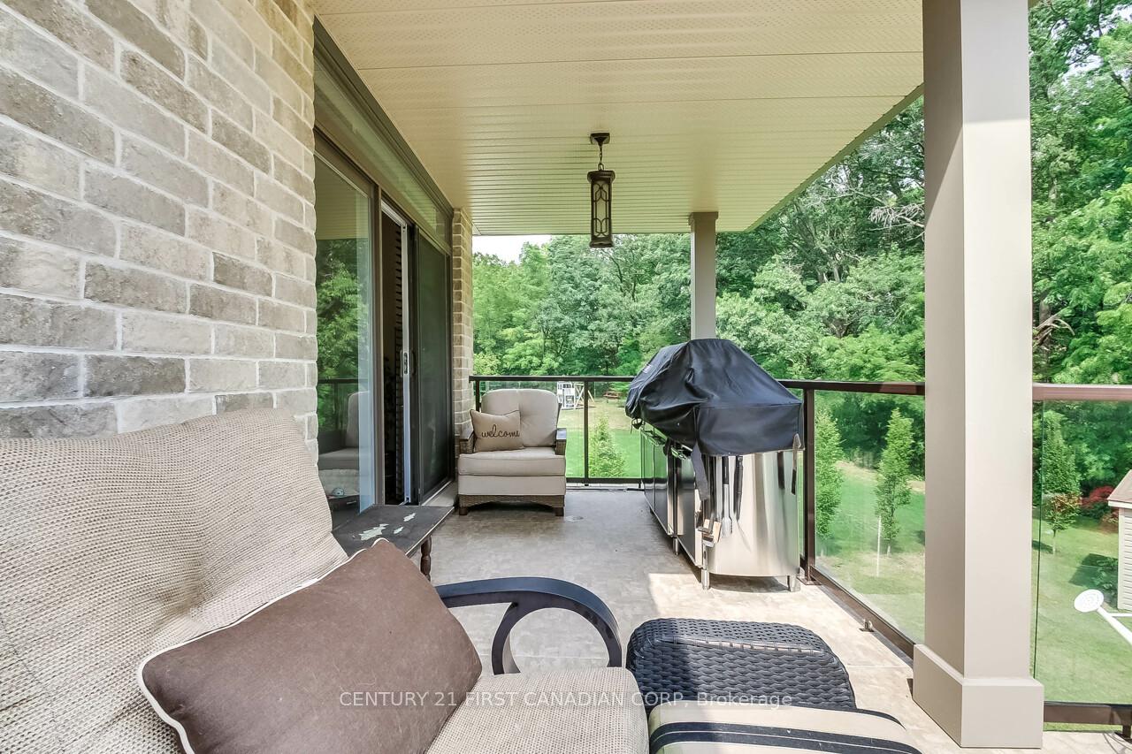 Photo 13 of 2129 Lockwood Crescent E, Strathroy-Caradoc, Rural Strathroy-Caradoc — HOMEH