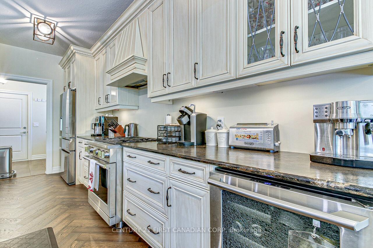 Photo 19 of 2129 Lockwood Crescent E, Strathroy-Caradoc, Rural Strathroy-Caradoc — HOMEH