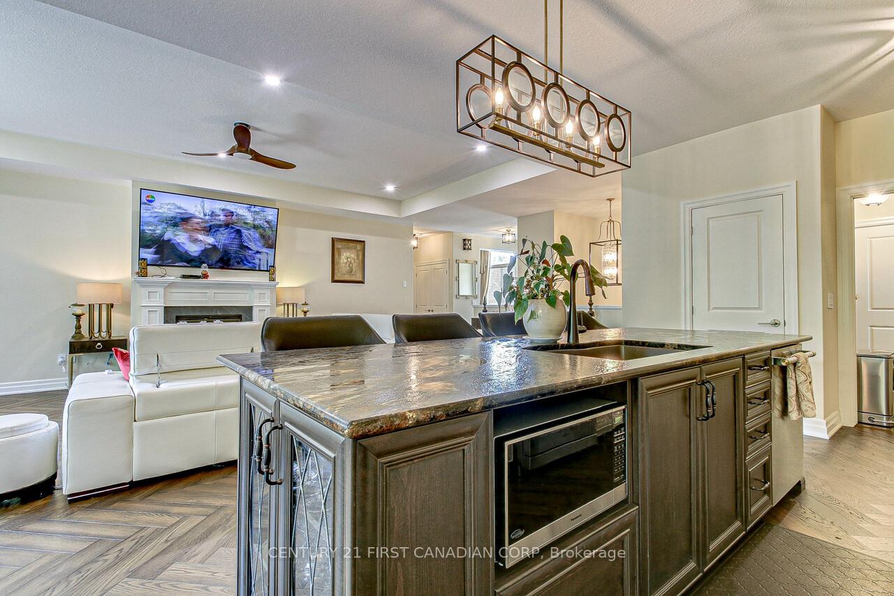 Photo 20 of 2129 Lockwood Crescent E, Strathroy-Caradoc, Rural Strathroy-Caradoc — HOMEH