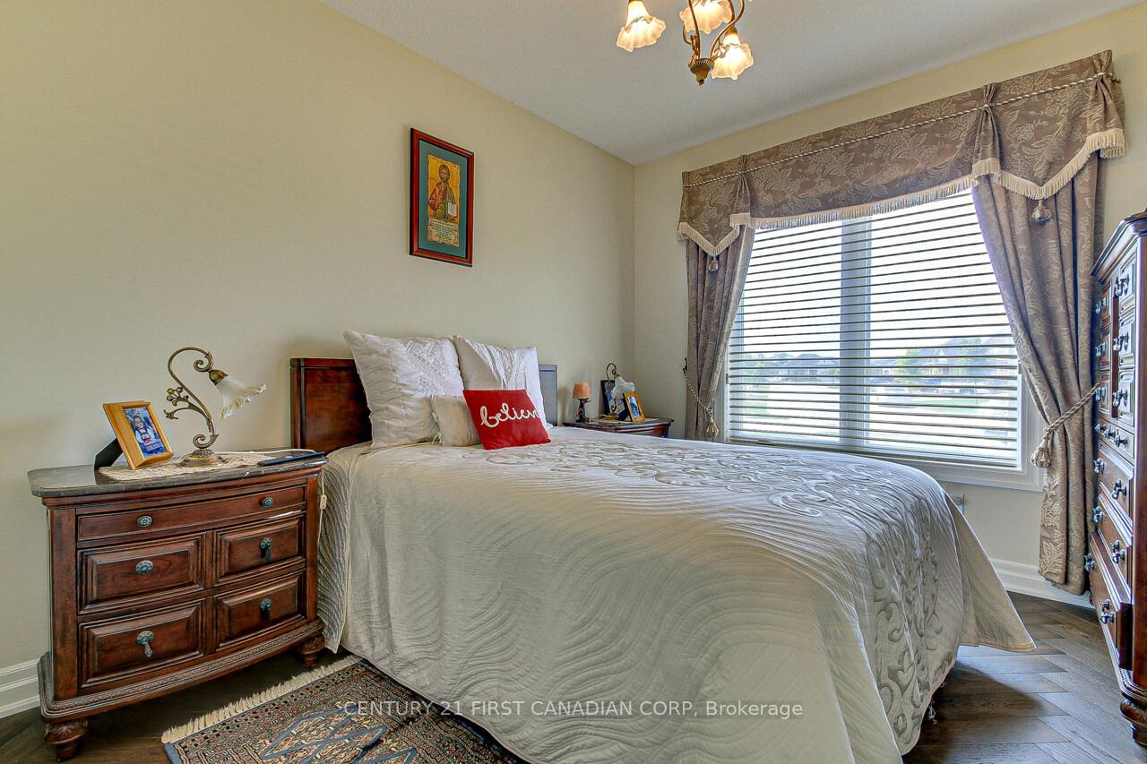 Photo 28 of 2129 Lockwood Crescent E, Strathroy-Caradoc, Rural Strathroy-Caradoc — HOMEH