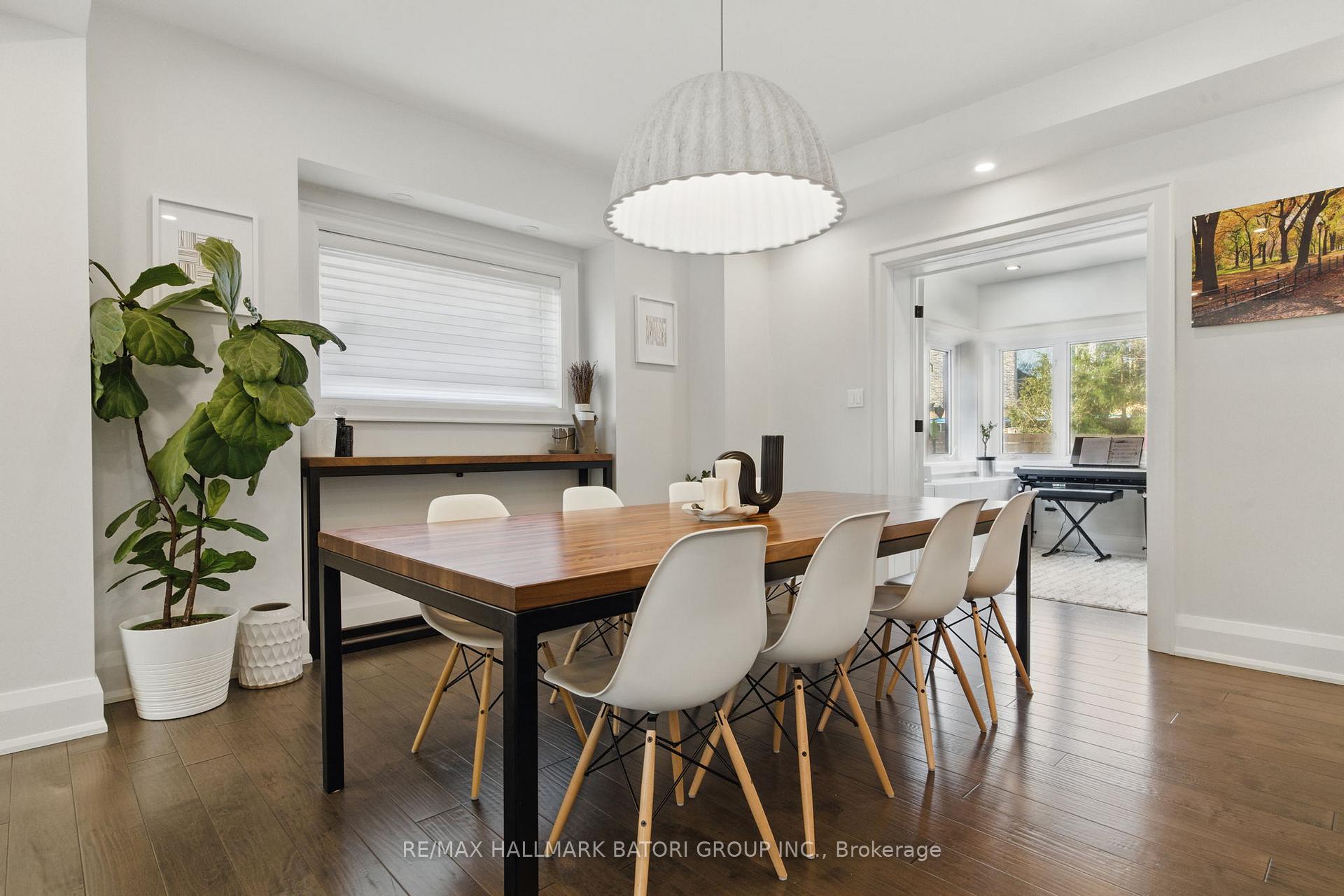 Photo 7 of 56 Claxton Boulevard, Toronto, Humewood-Cedarvale — HOMEH