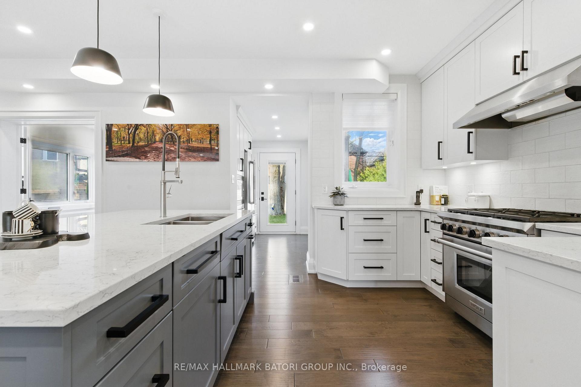 Photo 9 of 56 Claxton Boulevard, Toronto, Humewood-Cedarvale — HOMEH