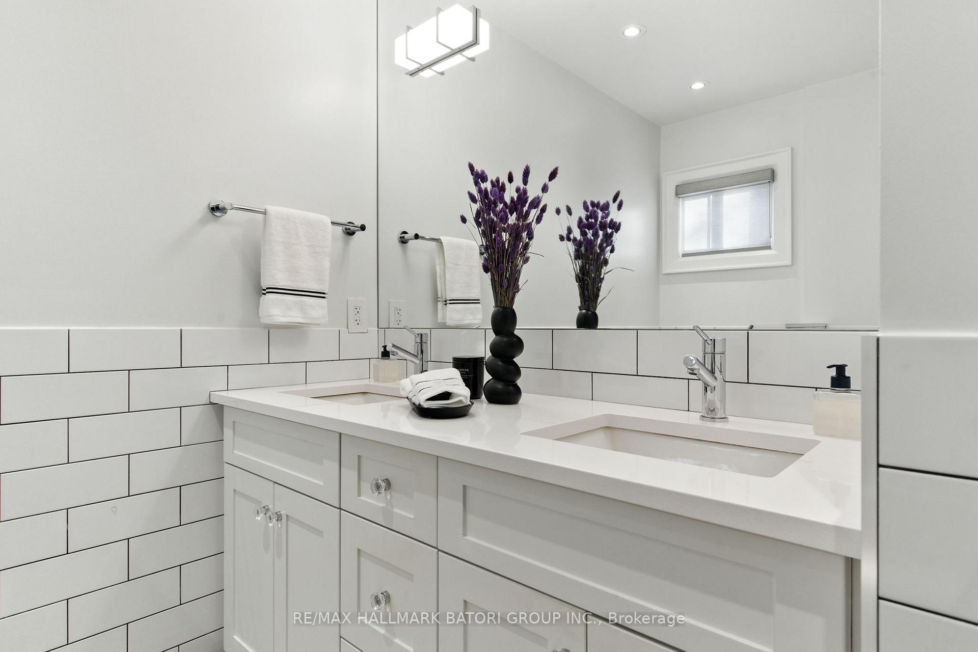Photo 17 of 56 Claxton Boulevard, Toronto, Humewood-Cedarvale — HOMEH
