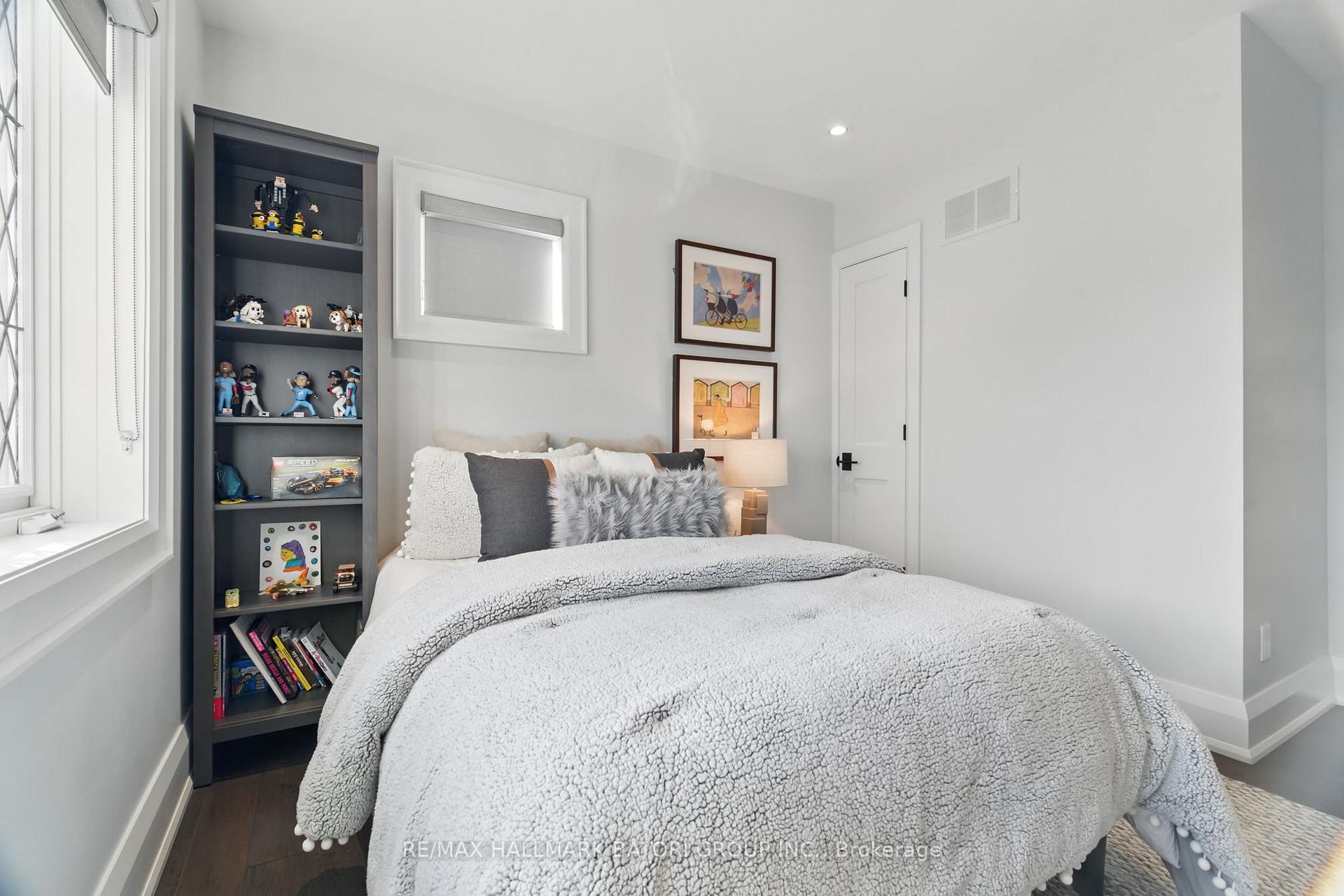 Photo 51 of 56 Claxton Boulevard, Toronto, Humewood-Cedarvale — HOMEH