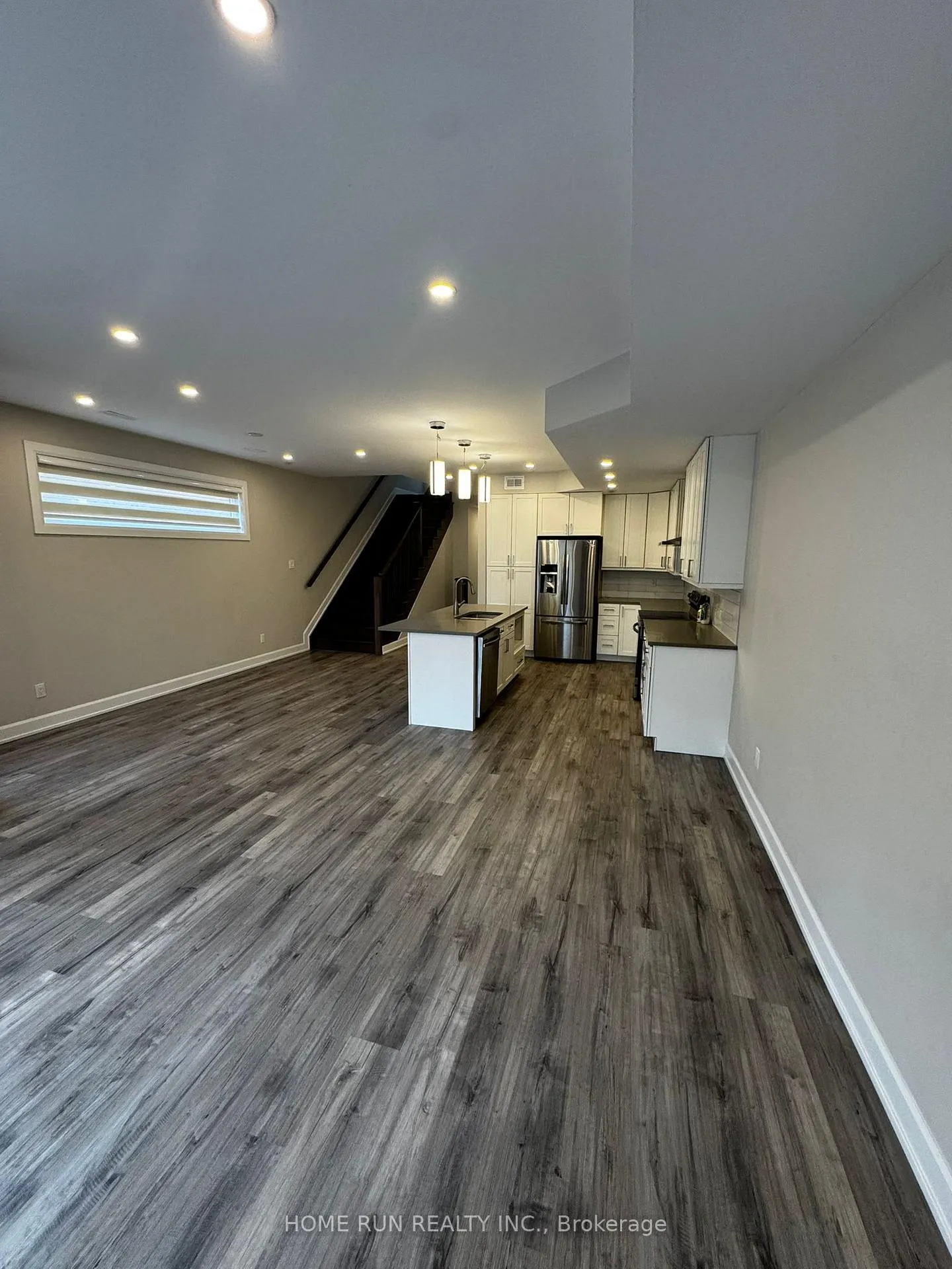 Photo 16 of 902 - A Pinecrest Road, Ottawa, Fairfield Heights — HOMEH