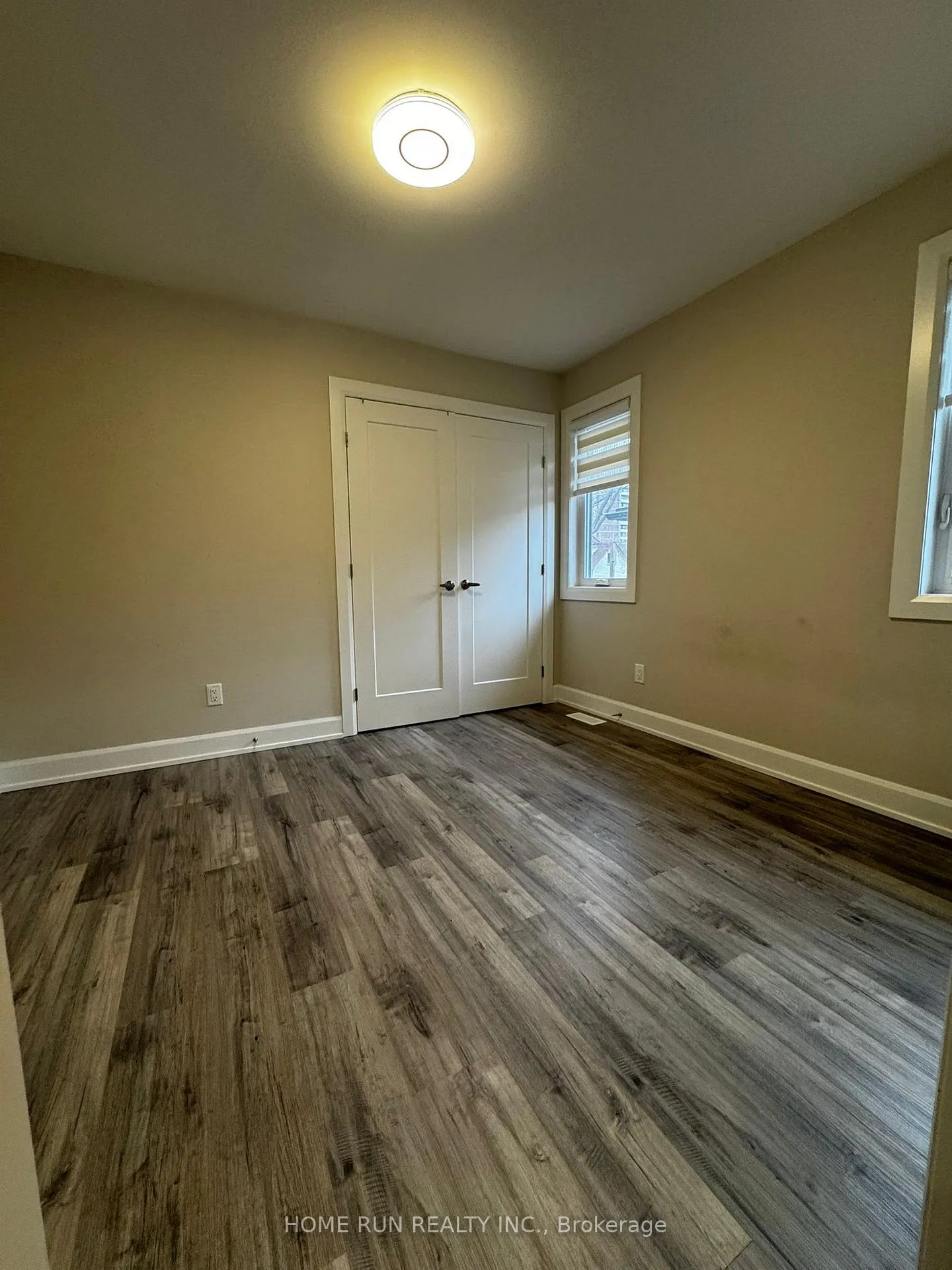 Photo 28 of 902 - A Pinecrest Road, Ottawa, Fairfield Heights — HOMEH
