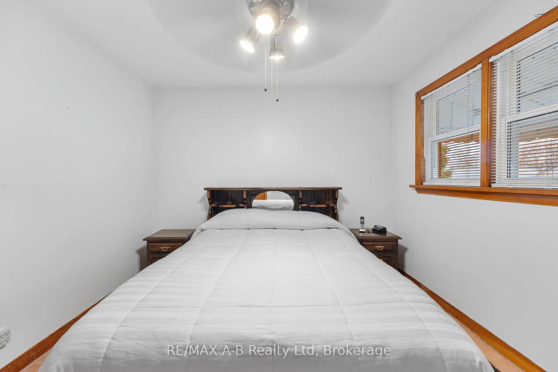 Photo 13 of 10 Clark Avenue, Kitchener — HOMEH