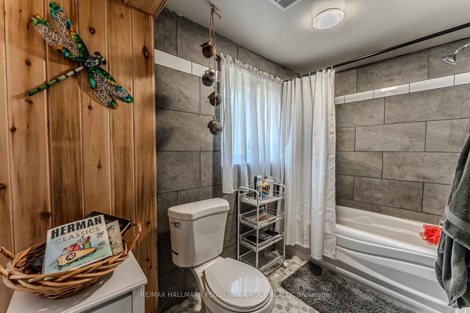 Photo 9 of 156 Woodlands Avenue, Tay, Port McNicoll — HOMEH