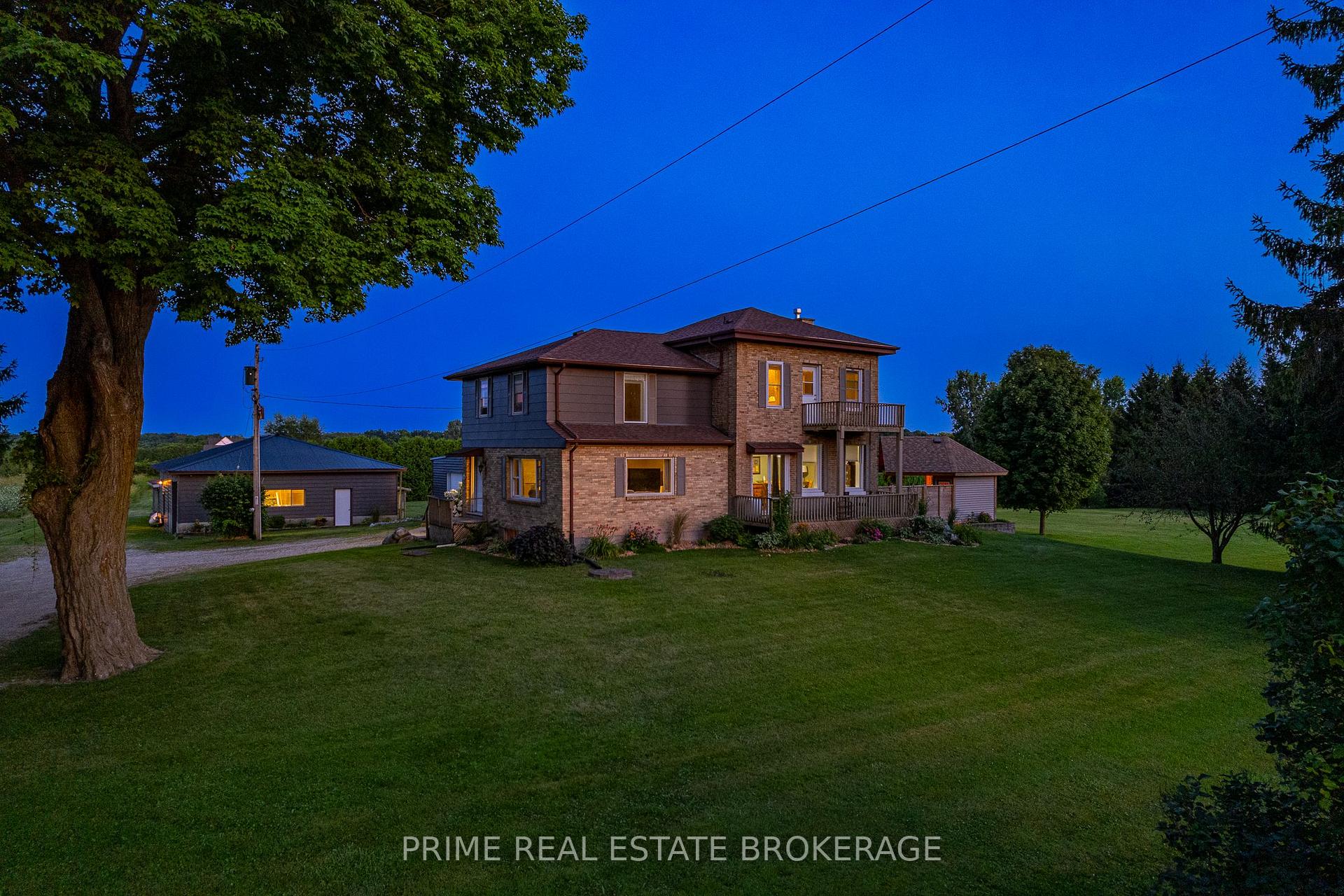 Front of 8819 Longwoods Road