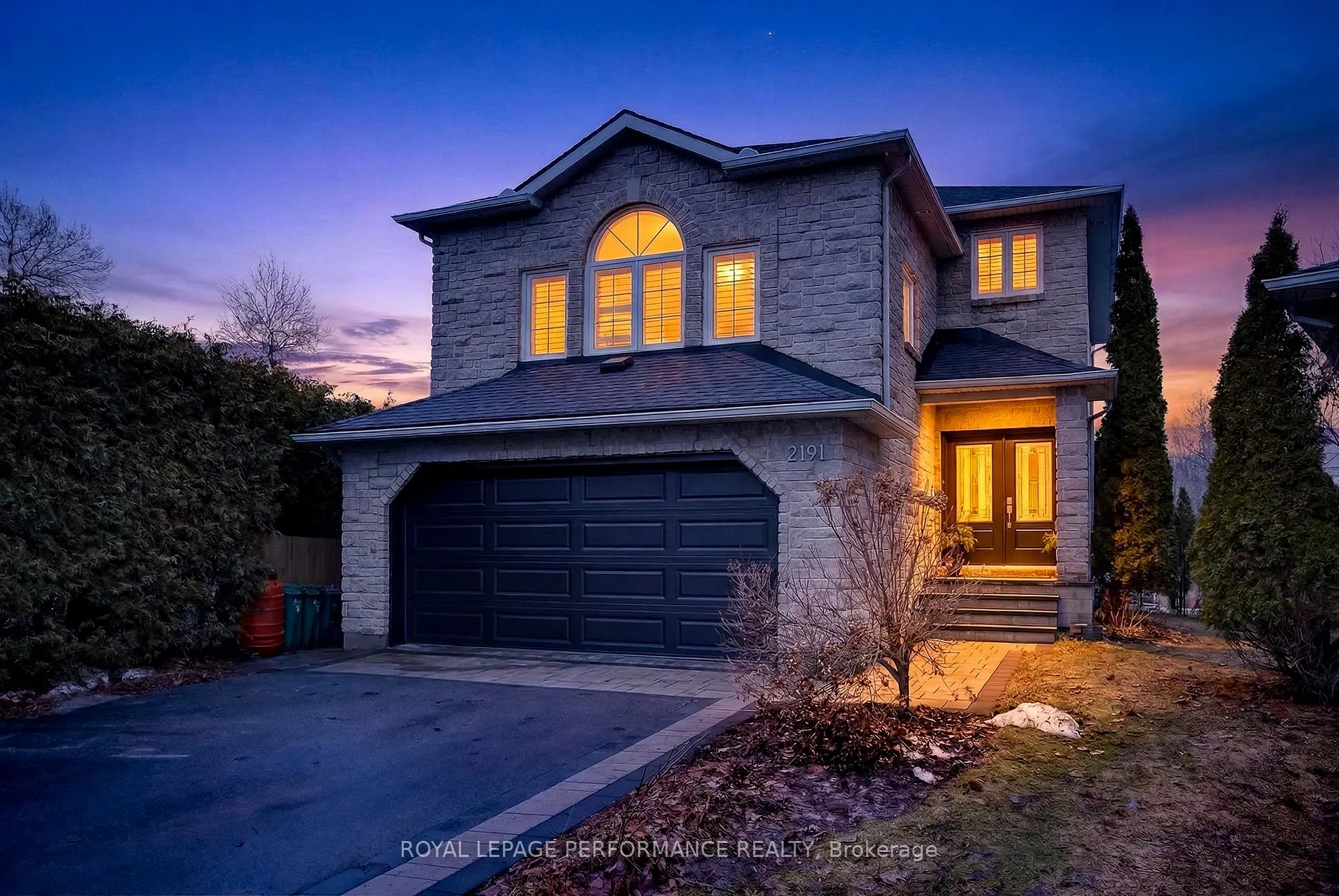 Photo 1 of 2191 Saturn Crescent, Ottawa, Fallingbrook/Gardenway South — HOMEH