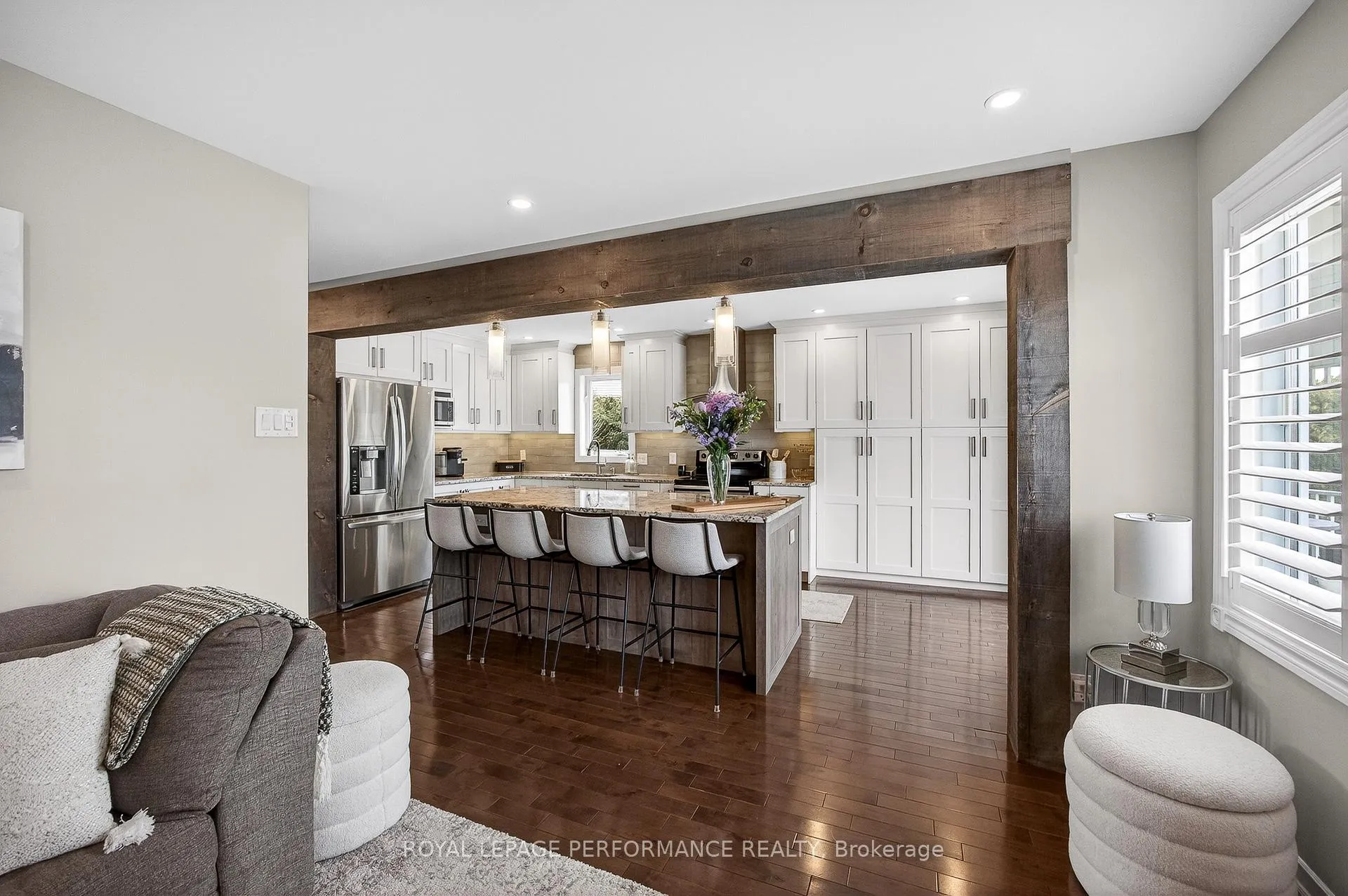 Photo 12 of 2191 Saturn Crescent, Ottawa, Fallingbrook/Gardenway South — HOMEH