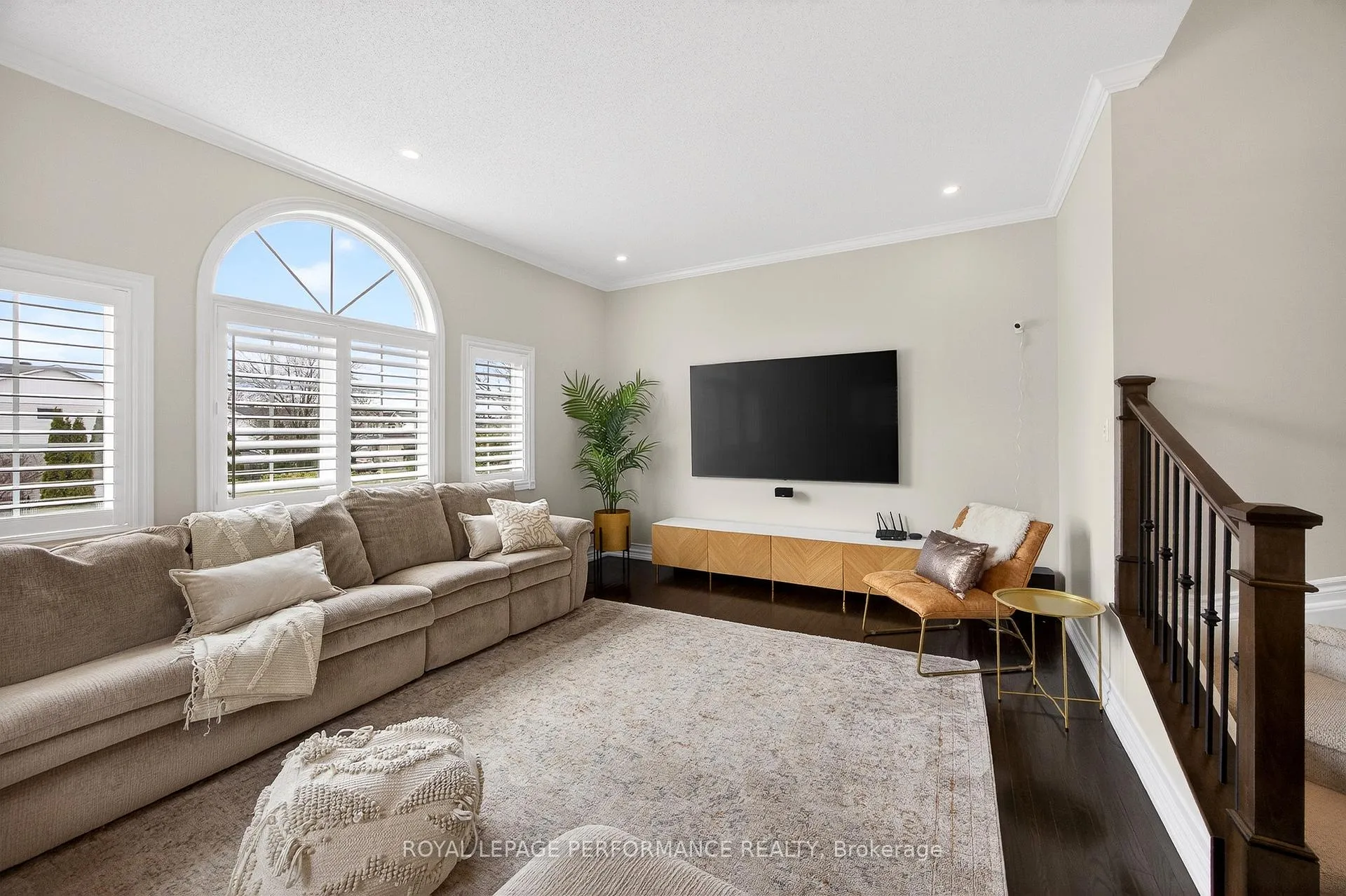 Photo 27 of 2191 Saturn Crescent, Ottawa, Fallingbrook/Gardenway South — HOMEH