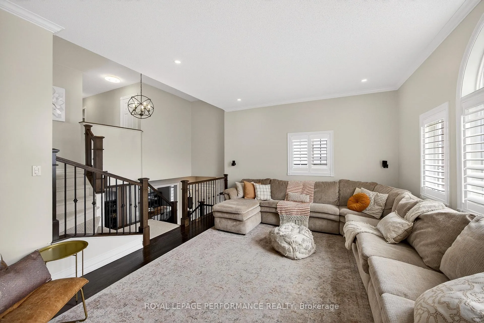 Photo 28 of 2191 Saturn Crescent, Ottawa, Fallingbrook/Gardenway South — HOMEH