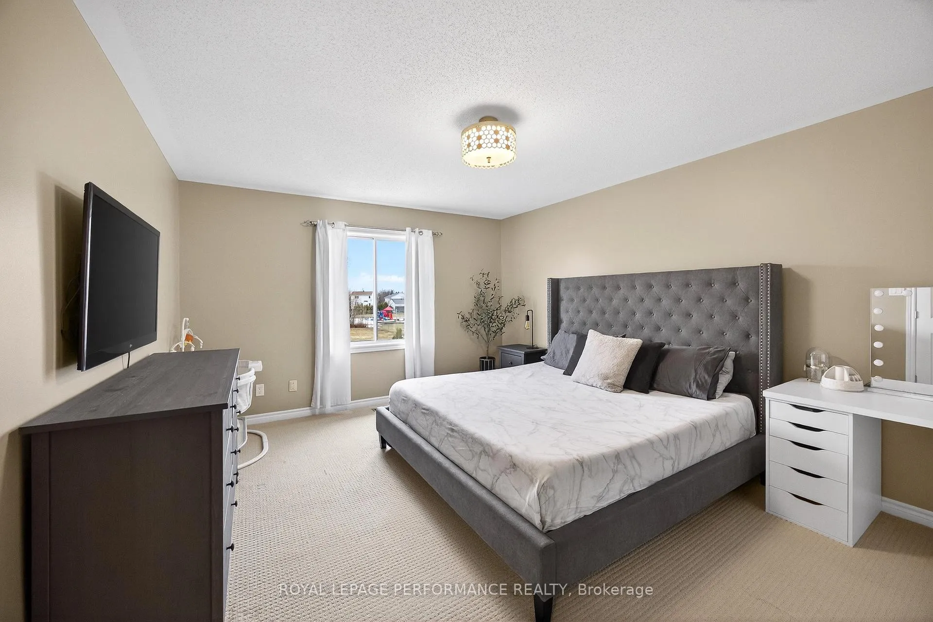Photo 30 of 2191 Saturn Crescent, Ottawa, Fallingbrook/Gardenway South — HOMEH