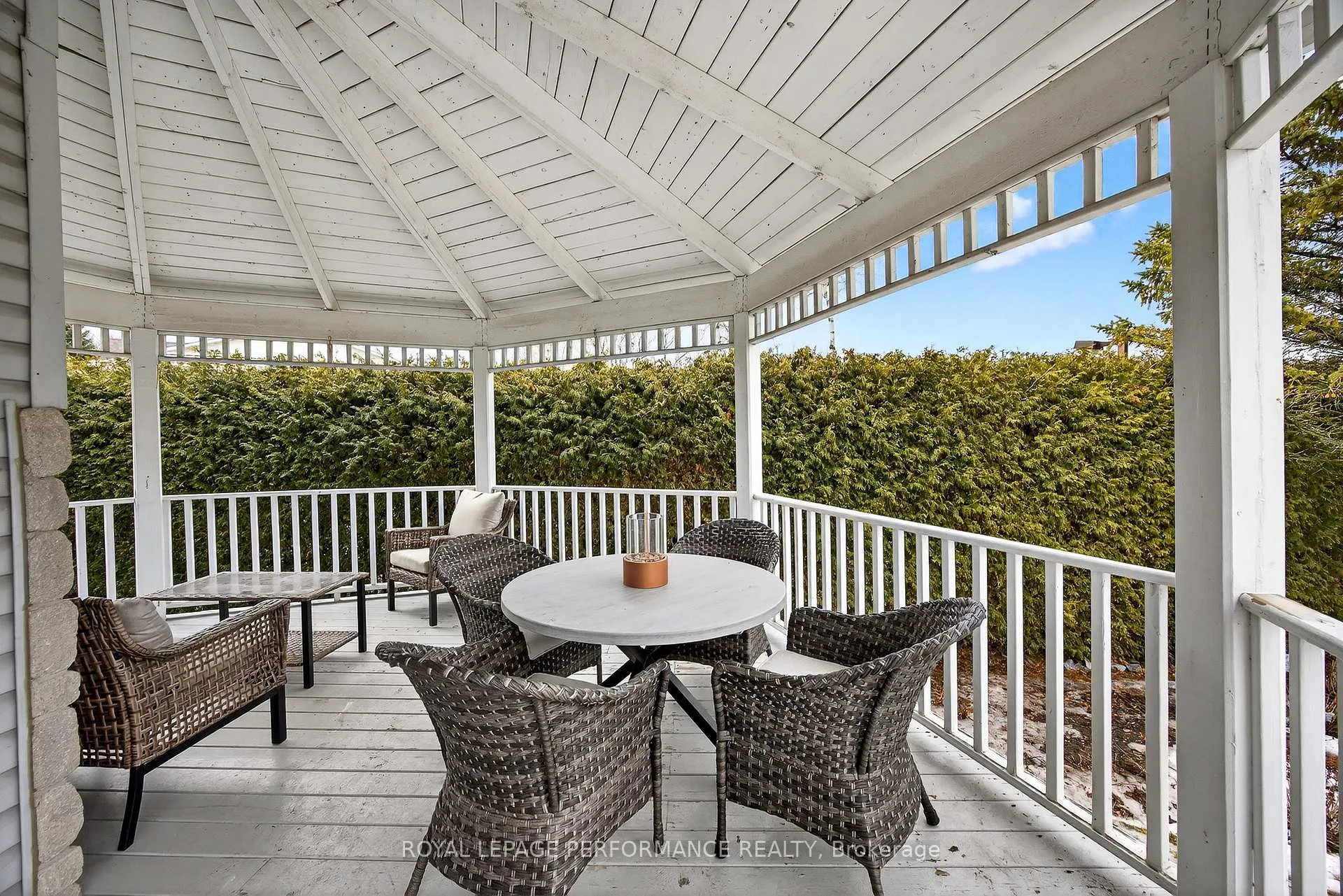 Photo 41 of 2191 Saturn Crescent, Ottawa, Fallingbrook/Gardenway South — HOMEH