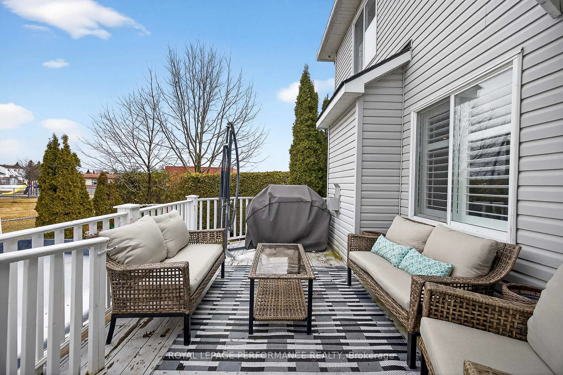 Photo 44 of 2191 Saturn Crescent, Ottawa, Fallingbrook/Gardenway South — HOMEH