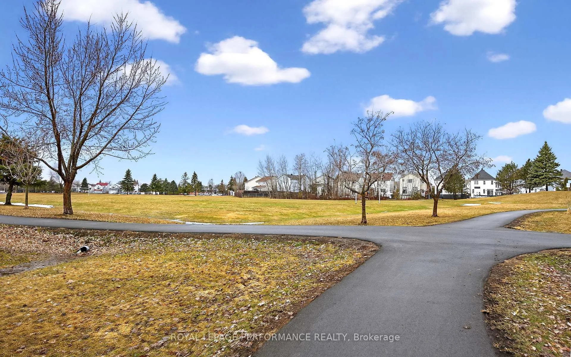 Photo 45 of 2191 Saturn Crescent, Ottawa, Fallingbrook/Gardenway South — HOMEH