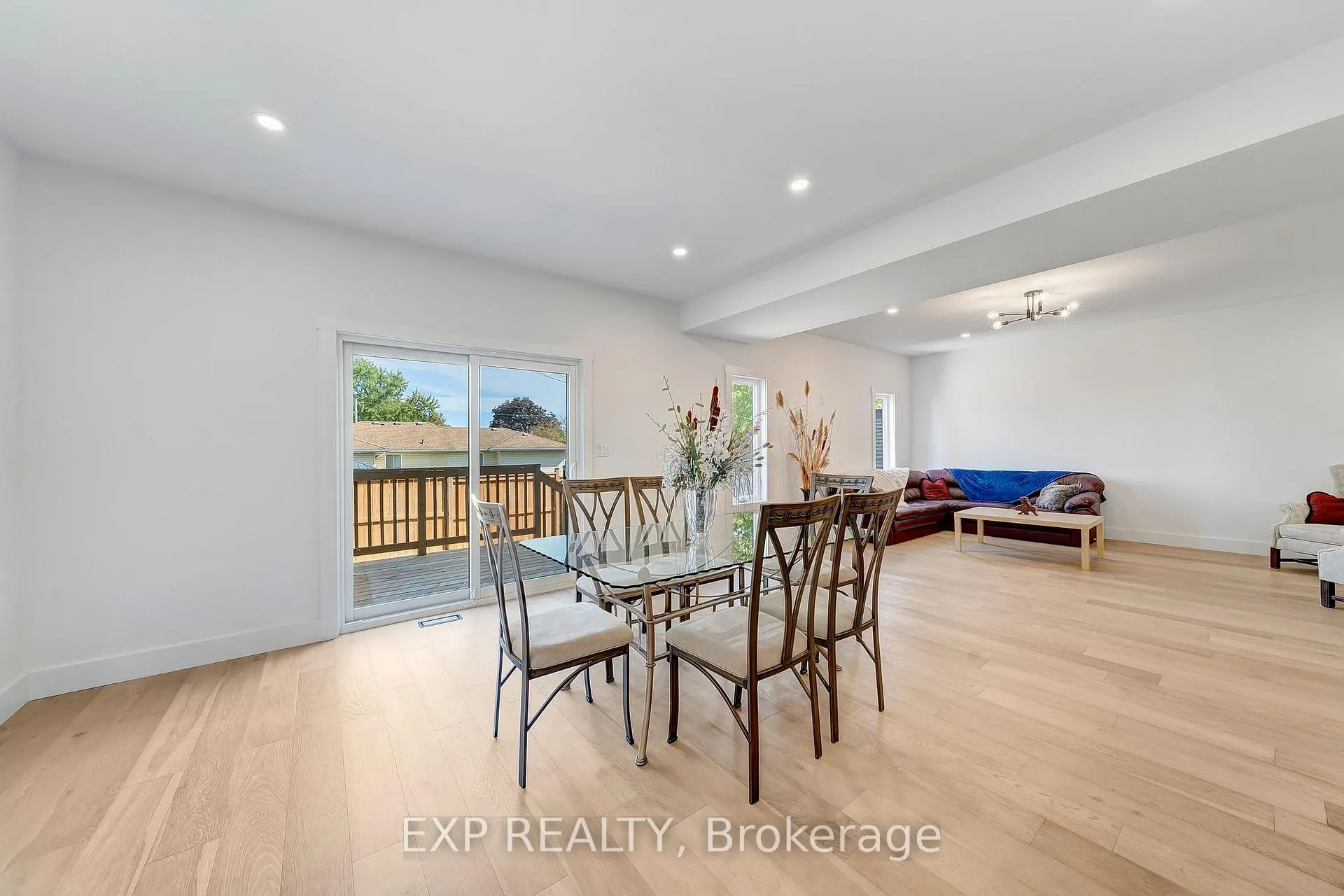 Photo 10 of 210 Morton Street, Thorold, Allanburg/Thorold South — HOMEH