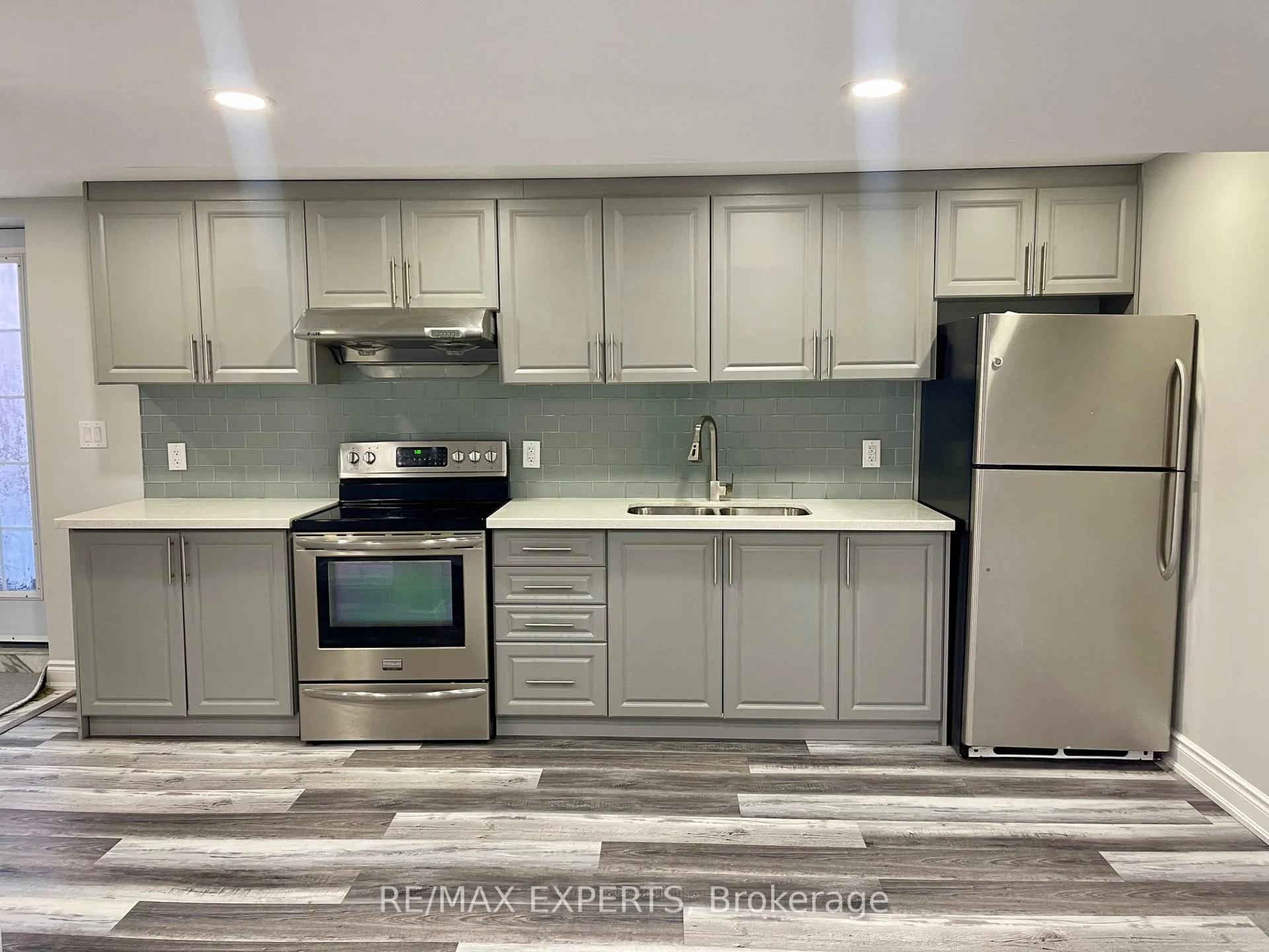 Photo 2 of 41 Sugarcane Avenue W, Brampton, Sandringham-Wellington — HOMEH