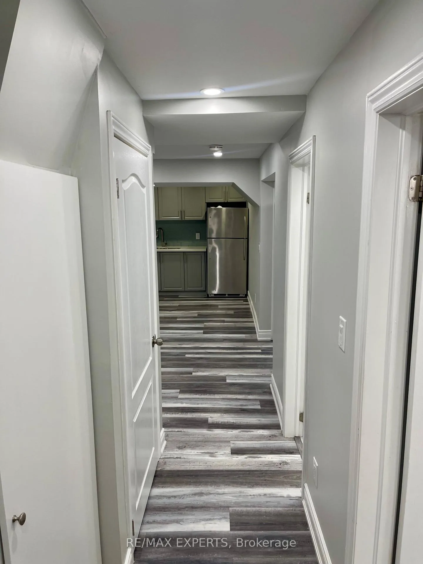Photo 5 of 41 Sugarcane Avenue W, Brampton, Sandringham-Wellington — HOMEH