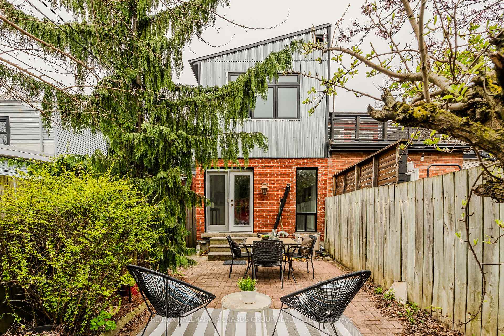 Photo 16 of 413 Rhodes Avenue, Toronto, Greenwood-Coxwell — HOMEH