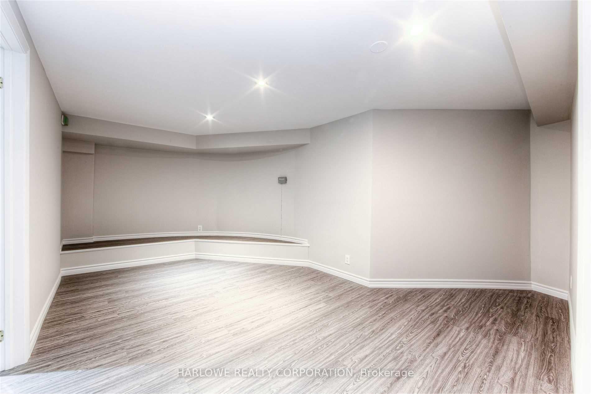 Photo 4 of Unit Lower, 283 Chaplin Crescent, Toronto, Forest Hill South — HOMEH