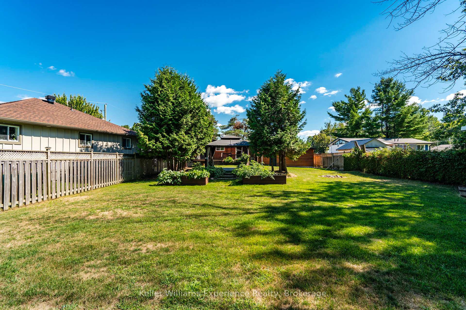 Photo 33 of 144 Bay Street, Tay, Victoria Harbour — HOMEH