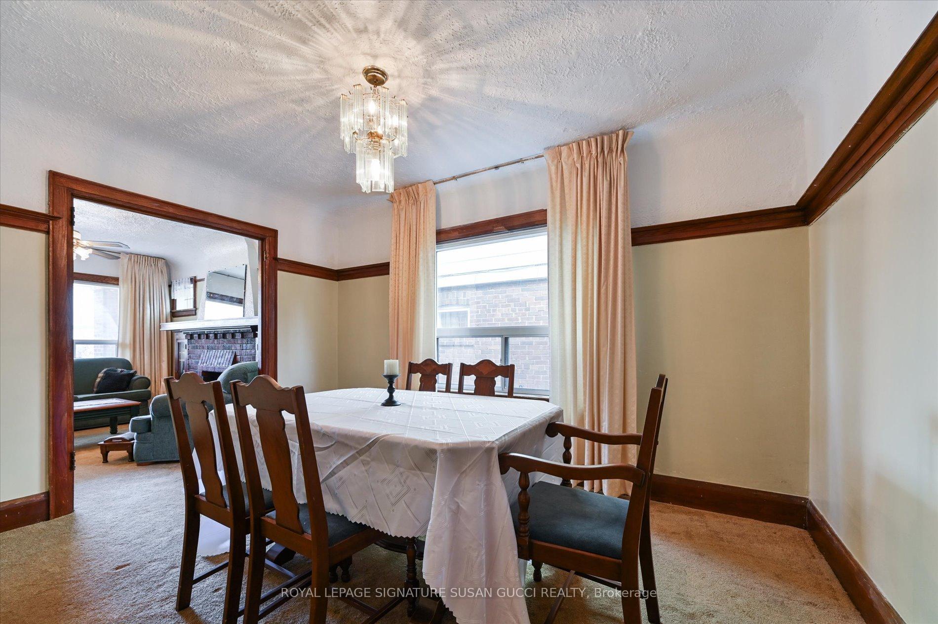 Photo 9 of 418 Sammon Avenue, Toronto, Danforth Village-East York — HOMEH