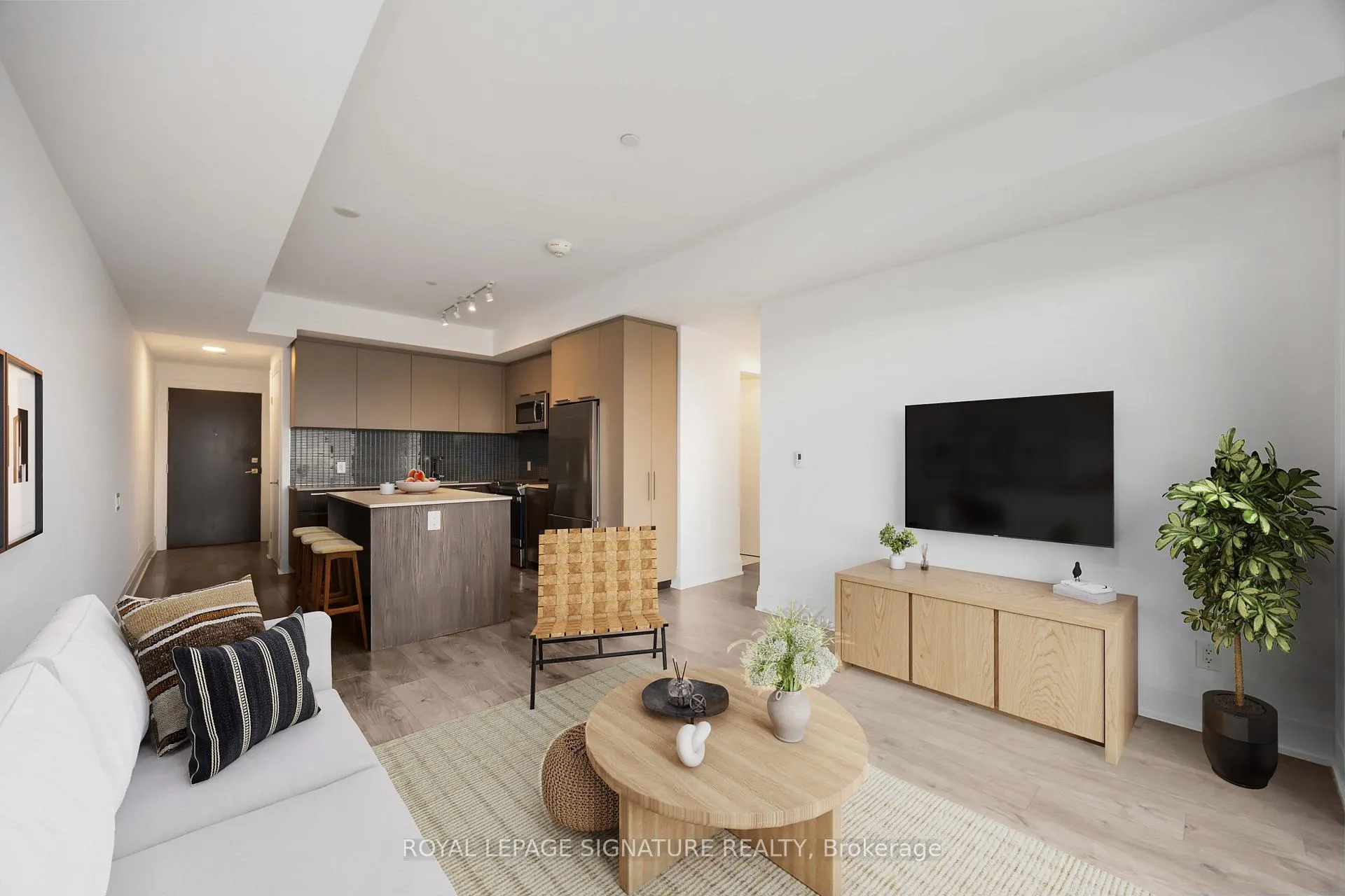 Photo 9 of Unit 604, 20 Brin Drive, Etobicoke, Edenbridge-Humber Valley — HOMEH