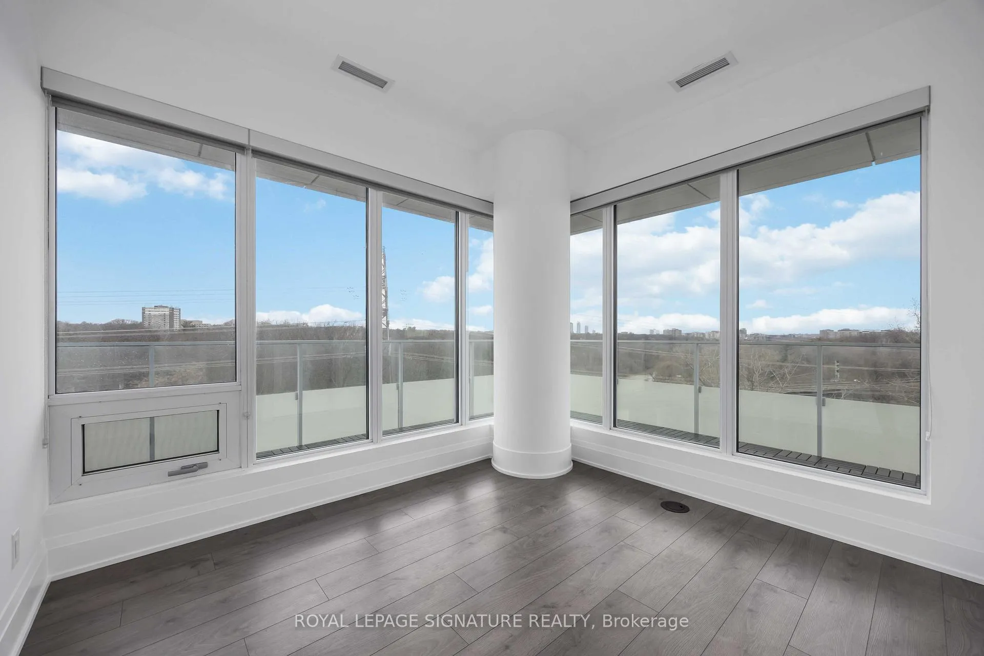 Photo 14 of Unit 604, 20 Brin Drive, Etobicoke, Edenbridge-Humber Valley — HOMEH