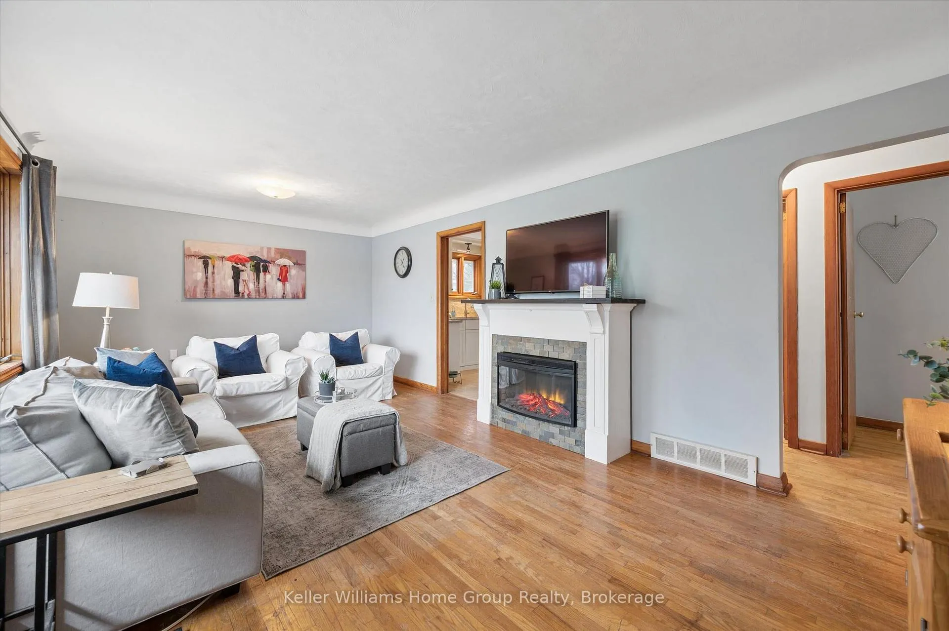 Photo 6 of 56 Ottawa Crescent, Guelph, St. George's — HOMEH