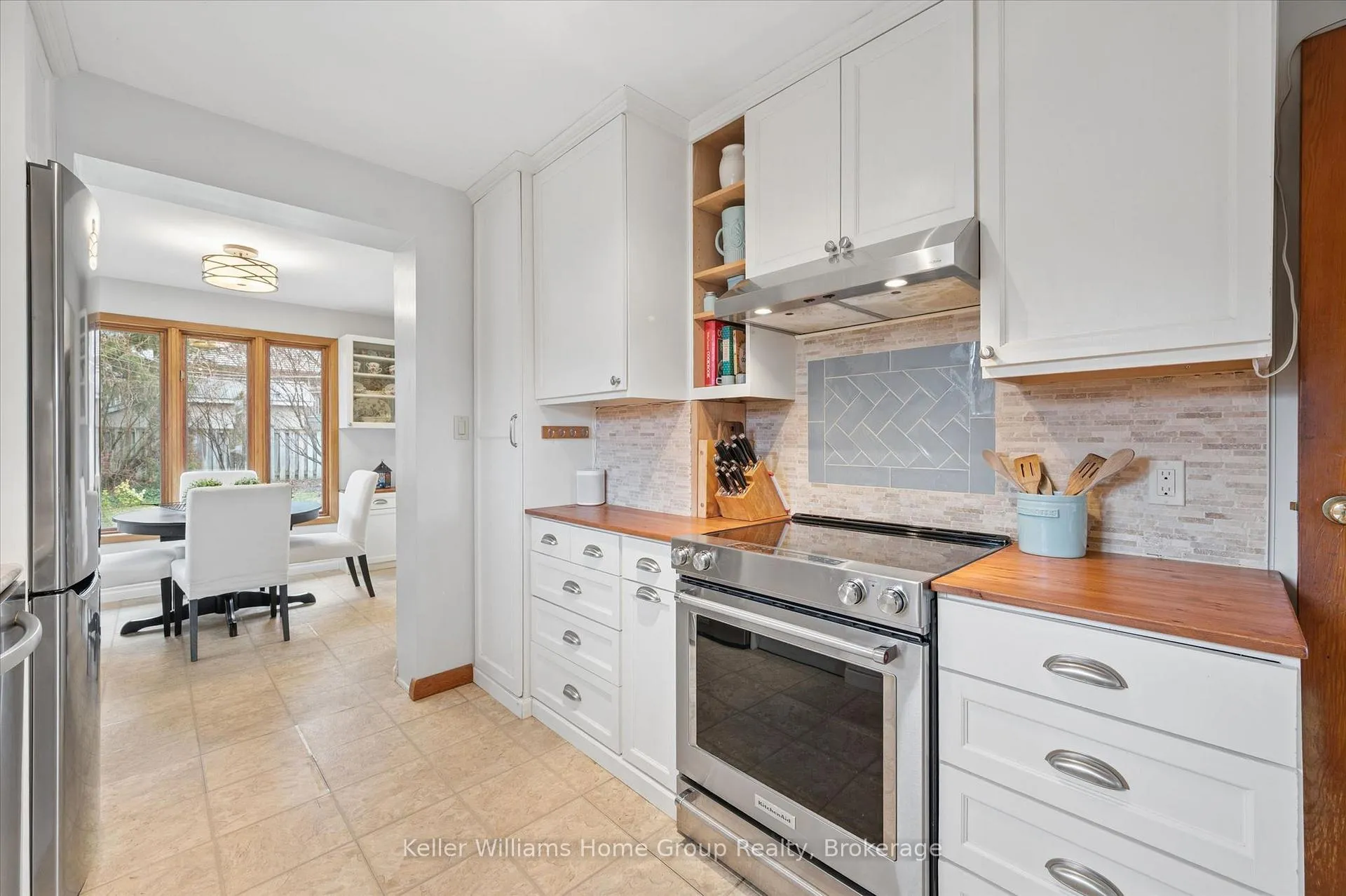 Photo 12 of 56 Ottawa Crescent, Guelph, St. George's — HOMEH