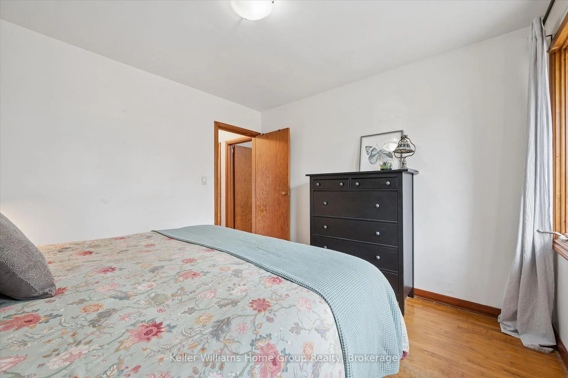 Photo 20 of 56 Ottawa Crescent, Guelph, St. George's — HOMEH