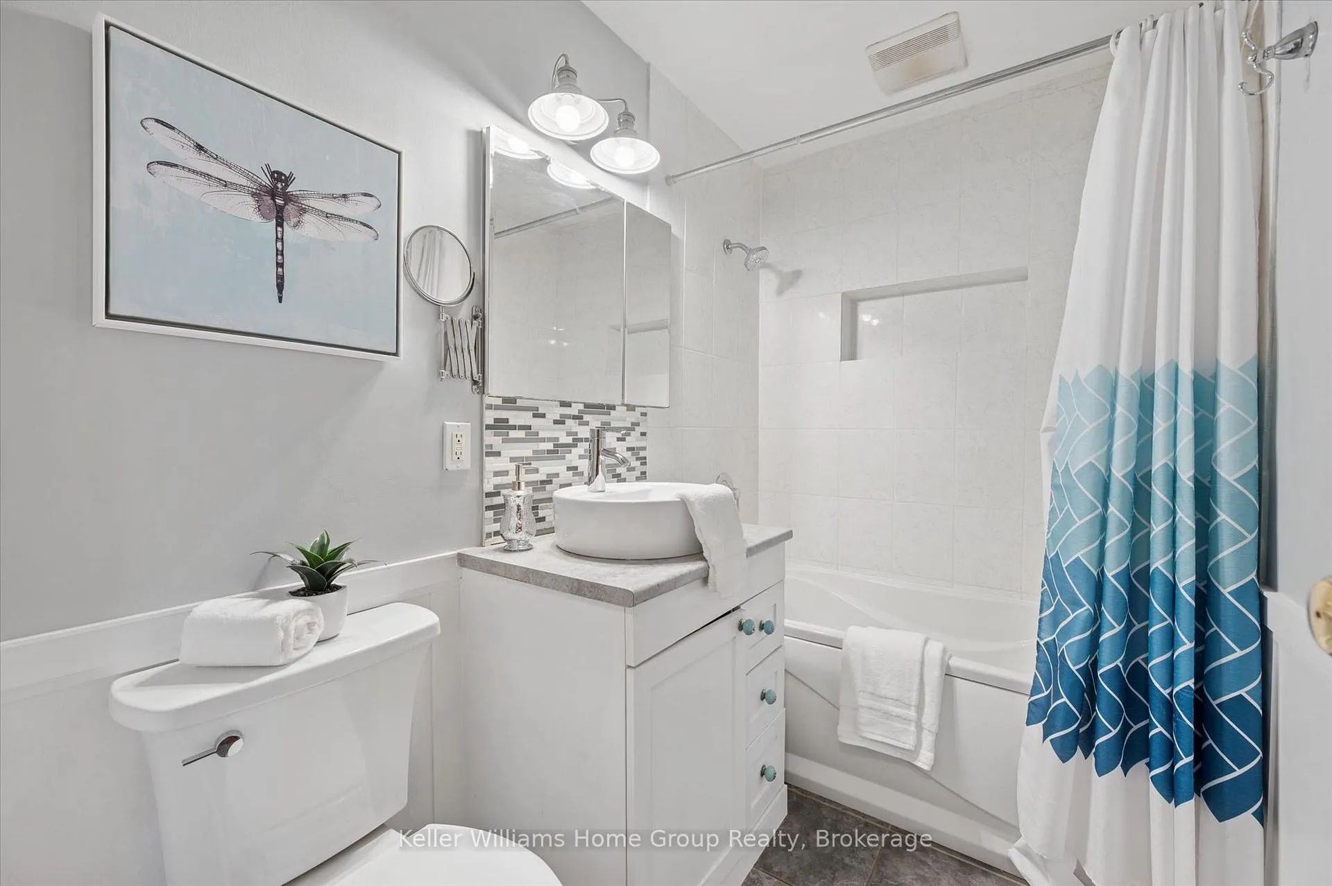 Photo 21 of 56 Ottawa Crescent, Guelph, St. George's — HOMEH