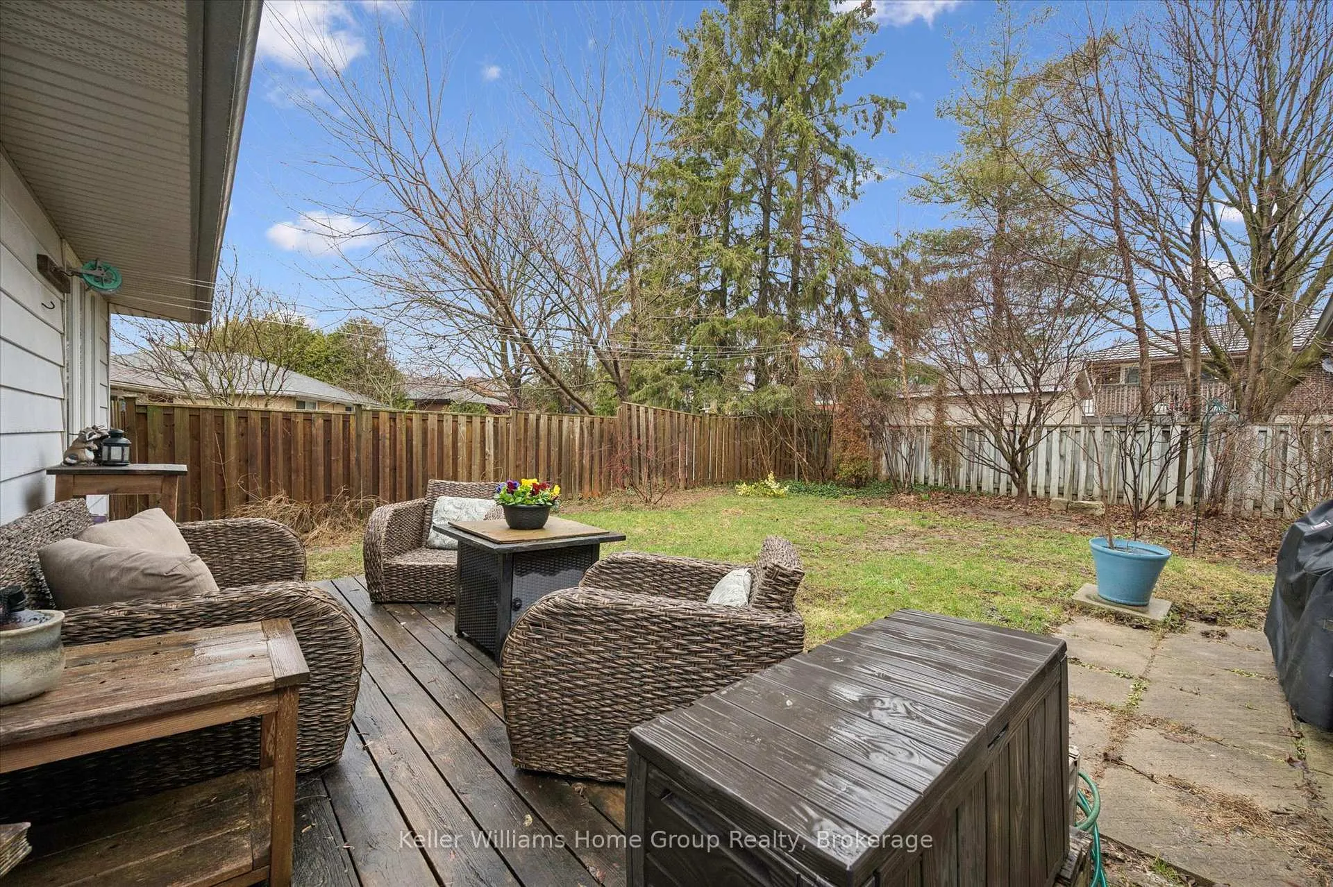 Photo 29 of 56 Ottawa Crescent, Guelph, St. George's — HOMEH